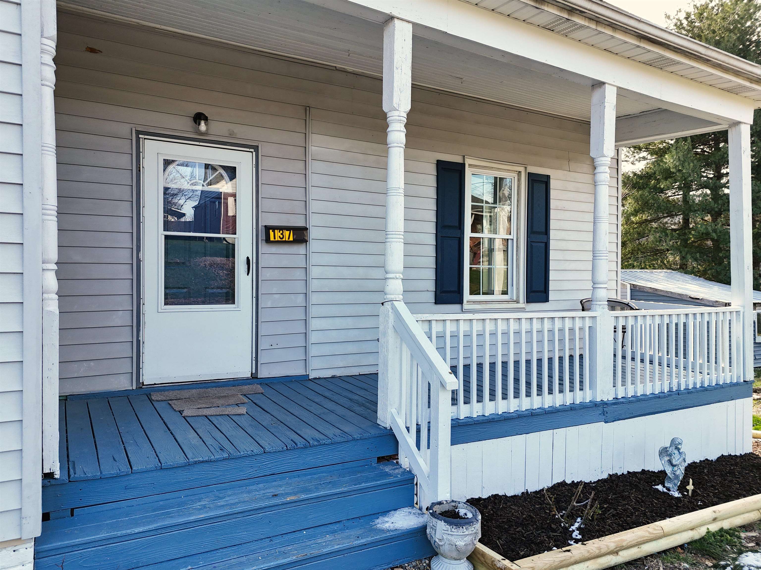 137 Lagrange Street Pulaski VA 24301