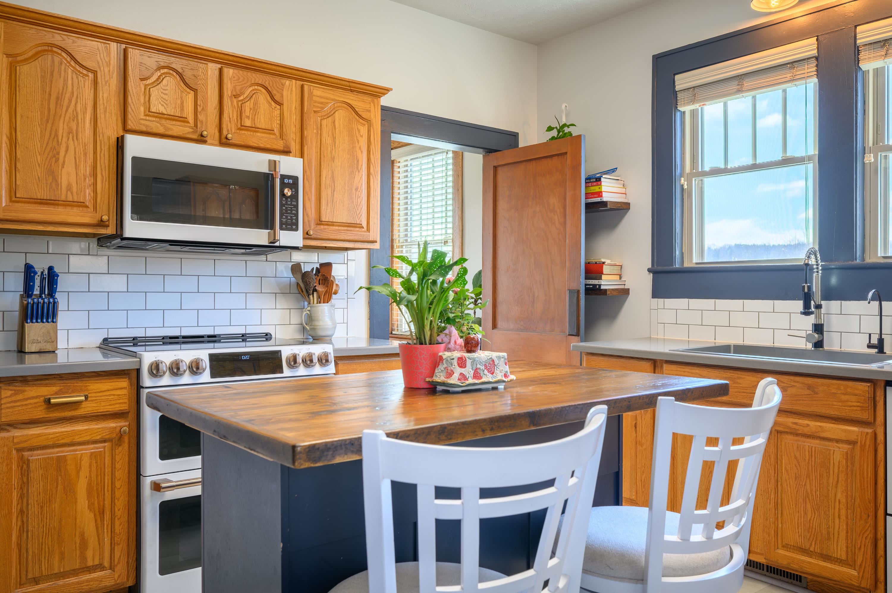 132 Christiansburg Pike NE Floyd VA 24091