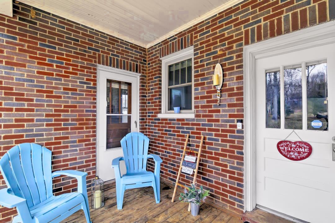 132 Christiansburg Pike NE Floyd VA 24091