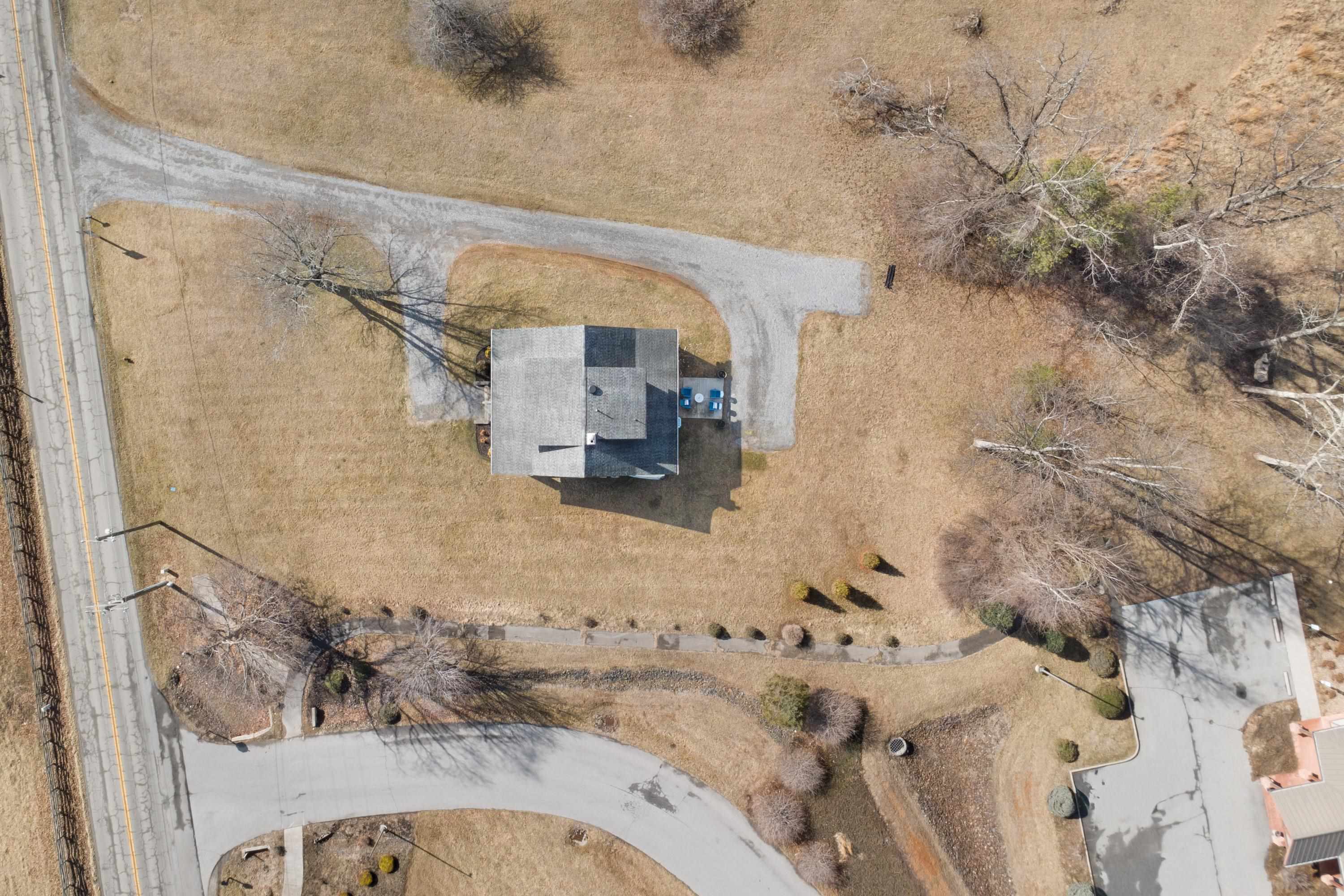 132 Christiansburg Pike NE Floyd VA 24091