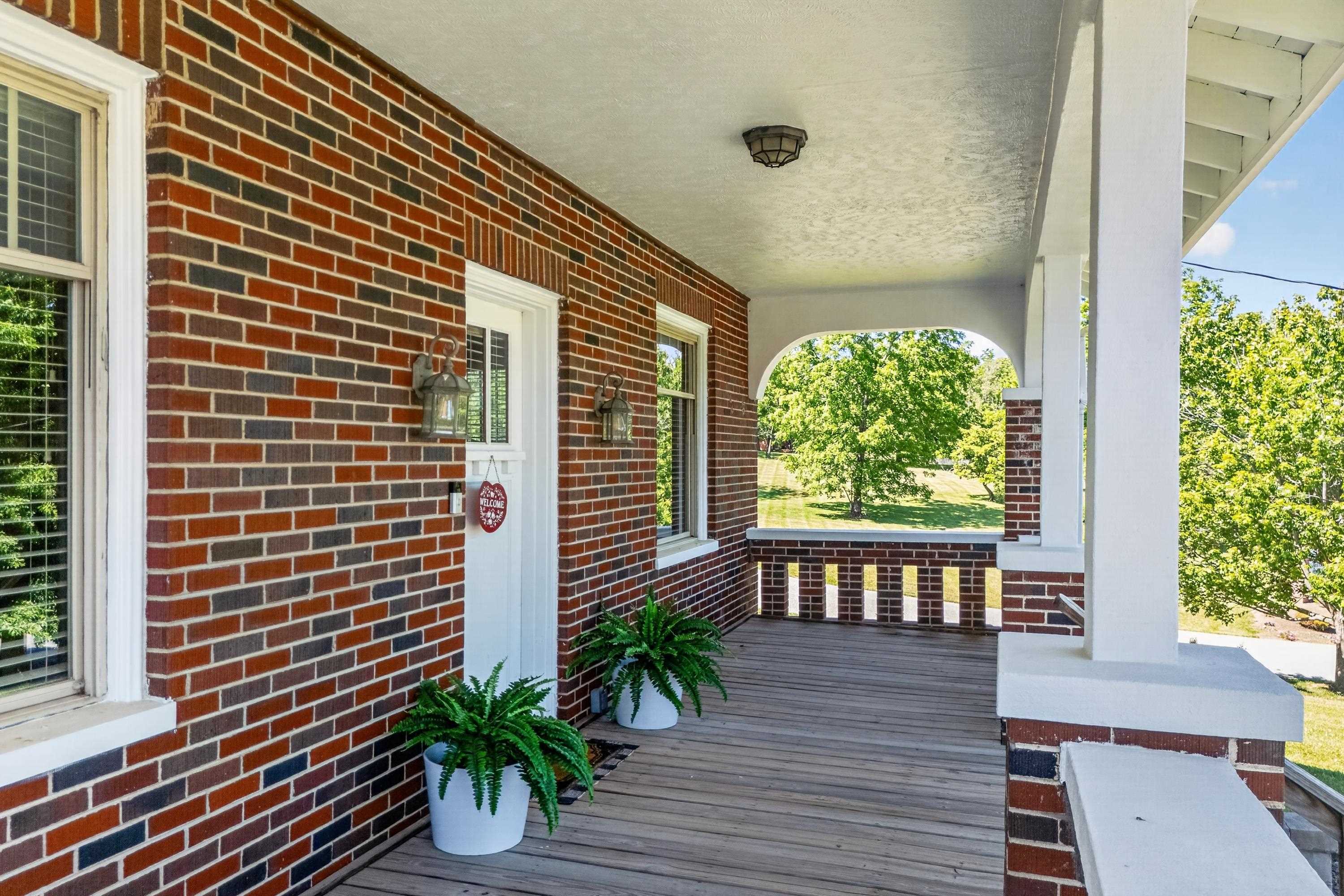 132 Christiansburg Pike NE Floyd VA 24091