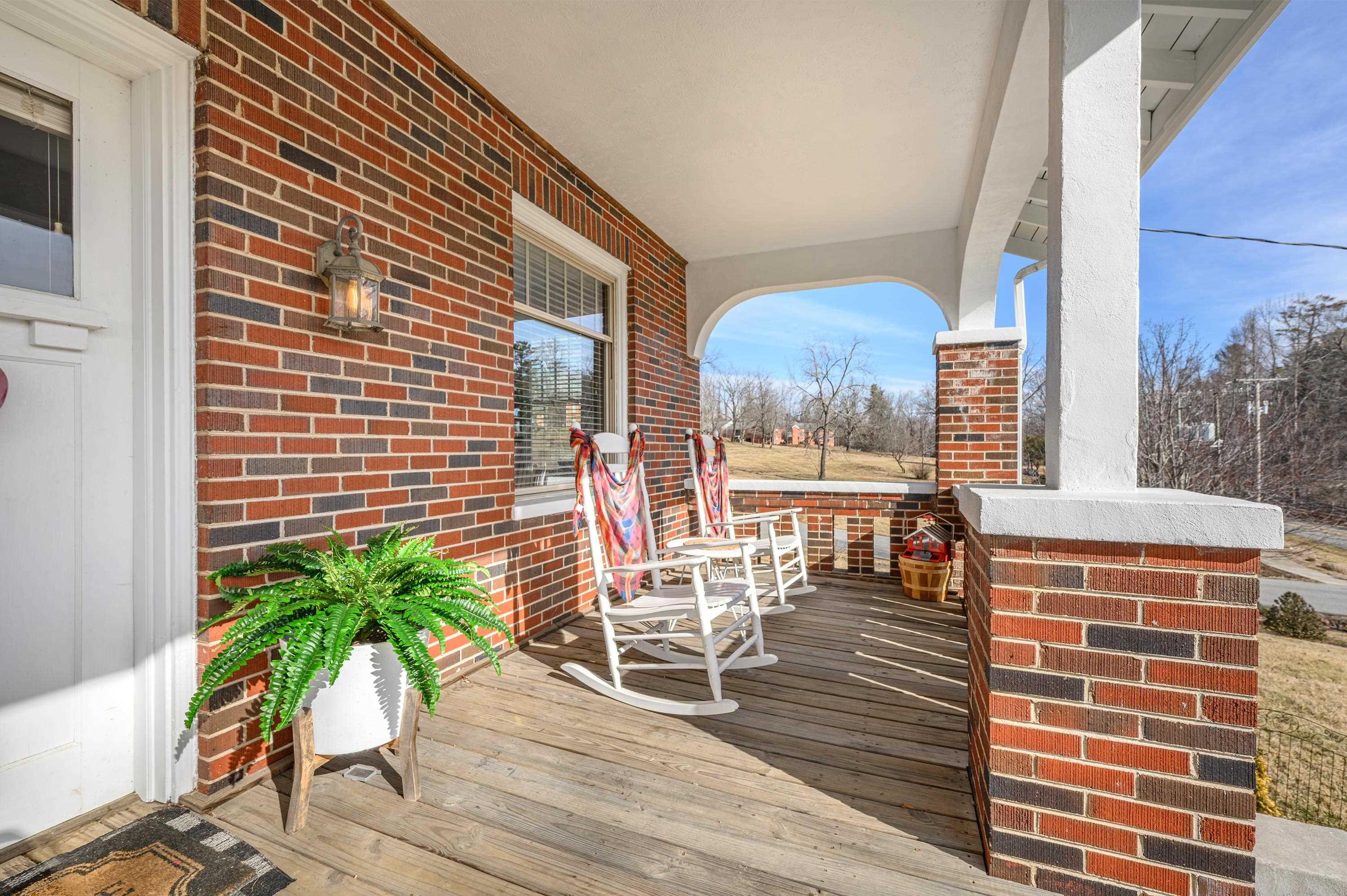 132 Christiansburg Pike NE Floyd VA 24091