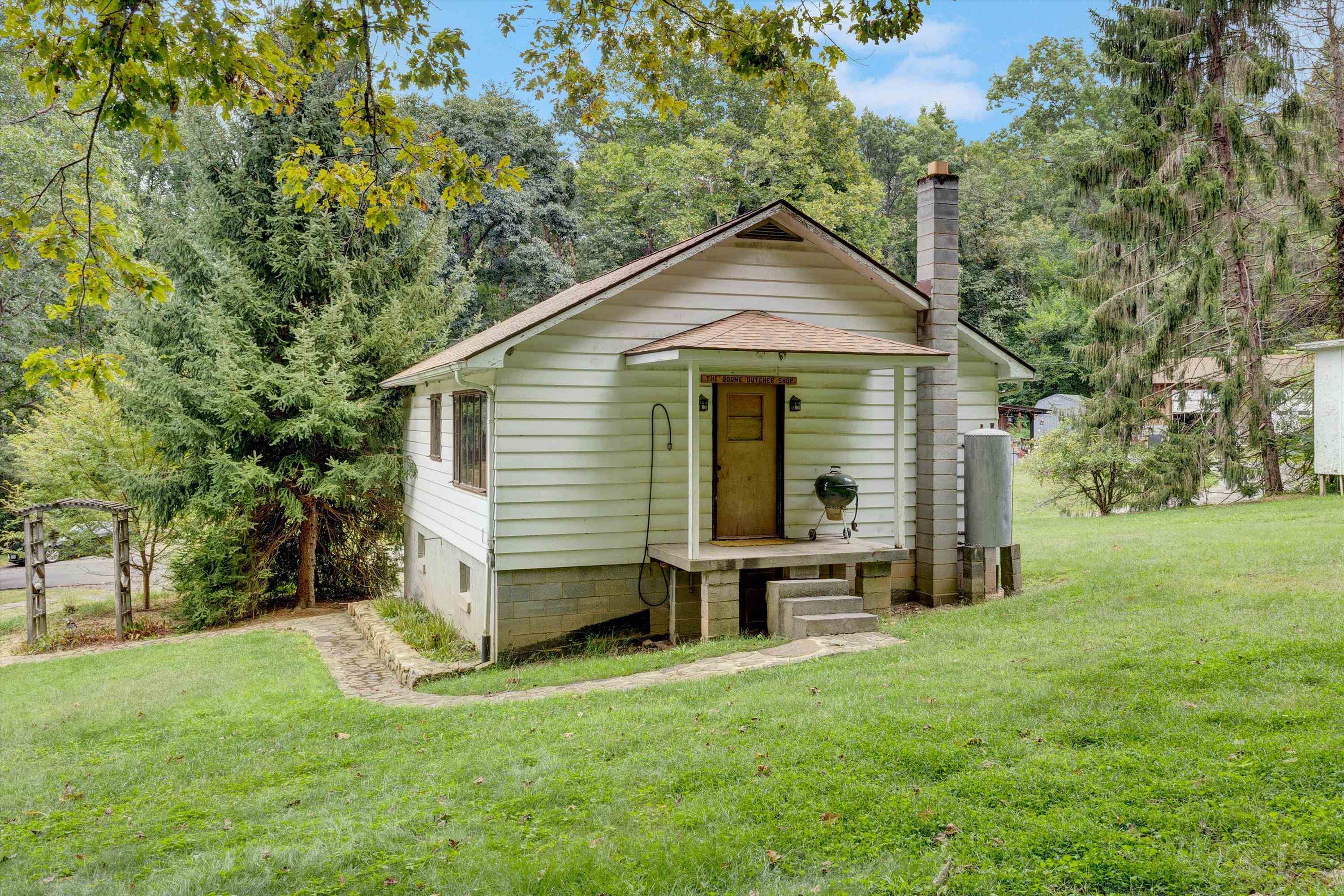 204 Boone Road Covington VA 24426
