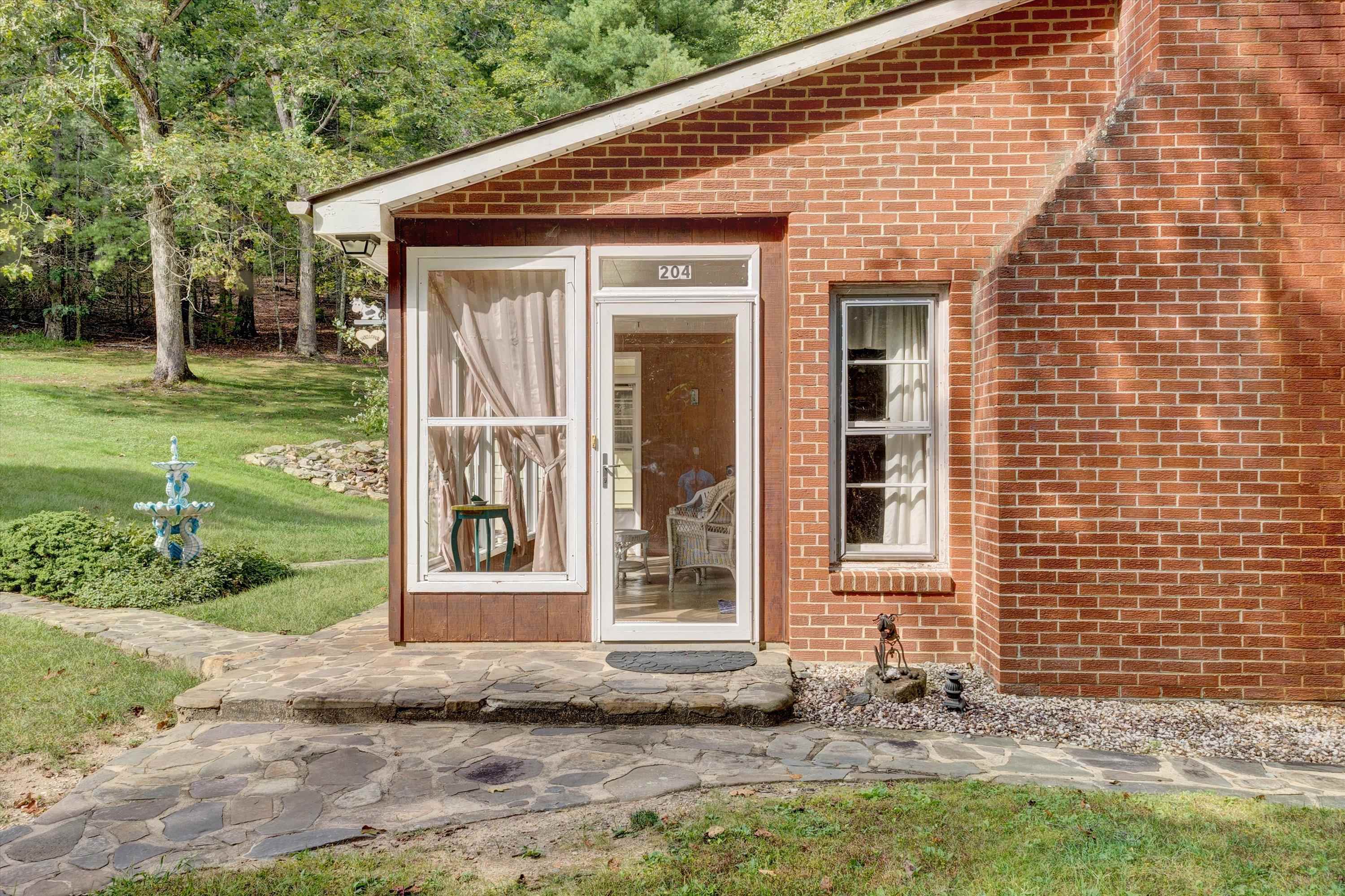 204 Boone Road Covington VA 24426