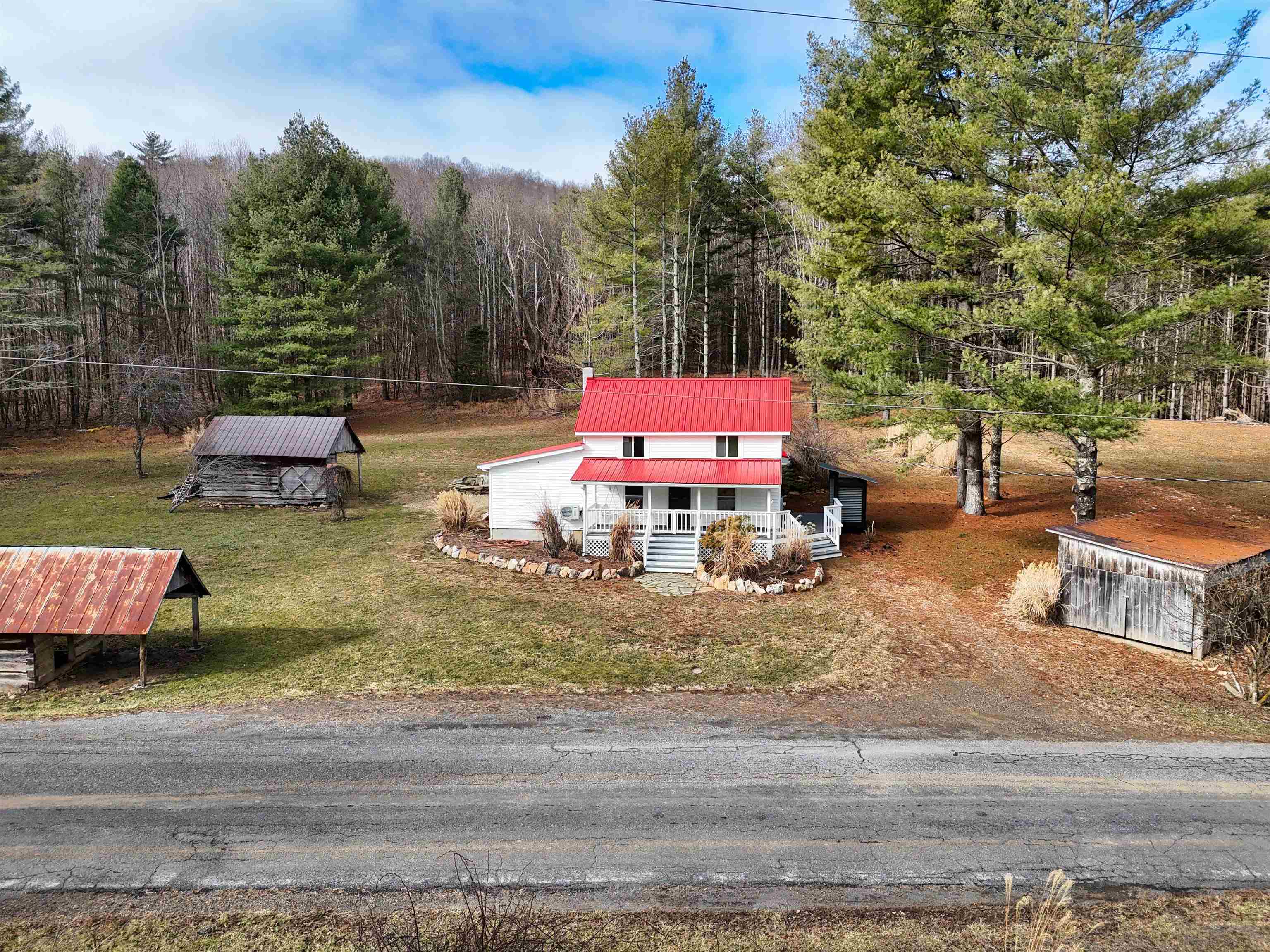 466 Dogwood Lane SW Willis VA 24380