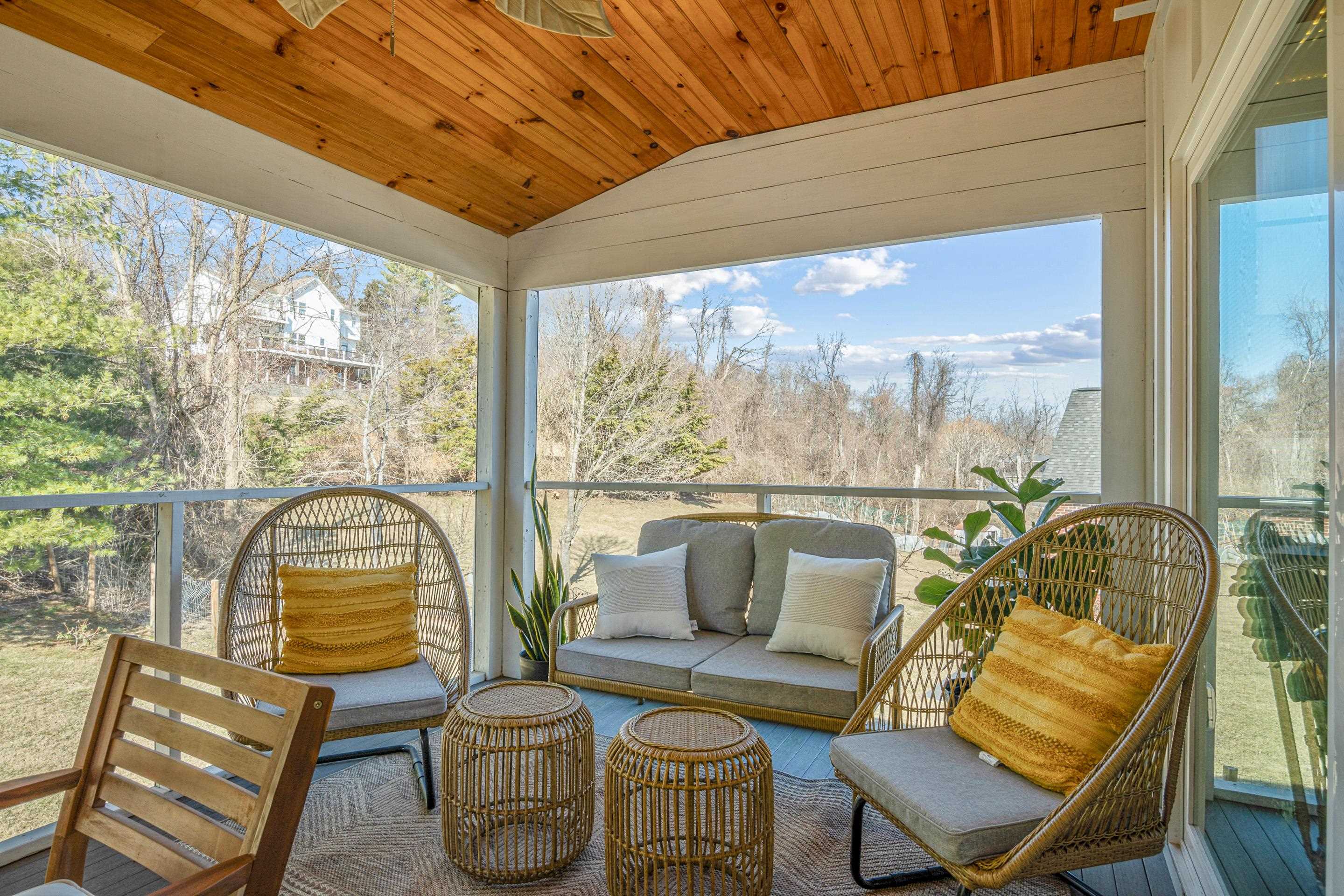 1531 Nicholas Way Blacksburg VA 24060