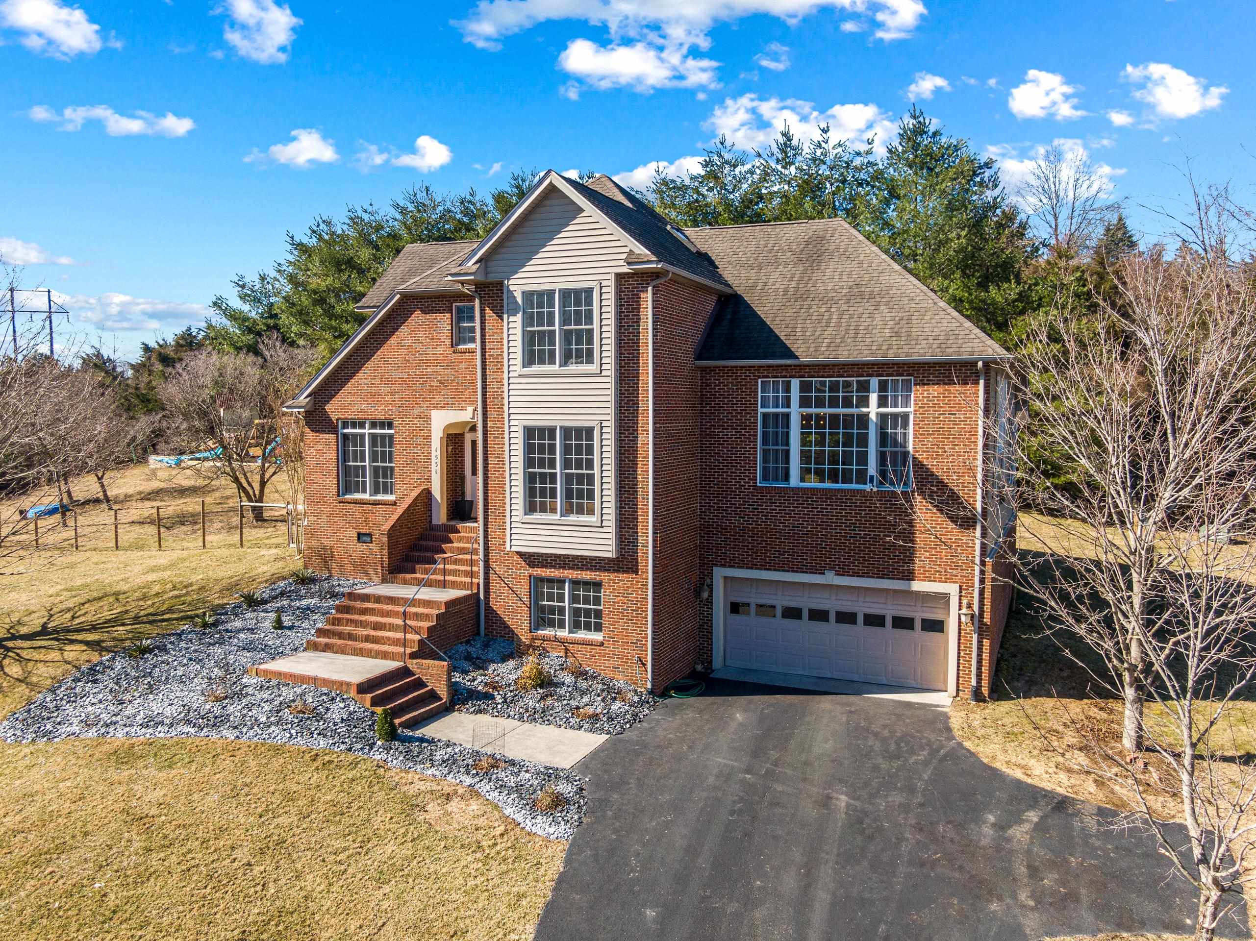 1531 Nicholas Way Blacksburg VA 24060