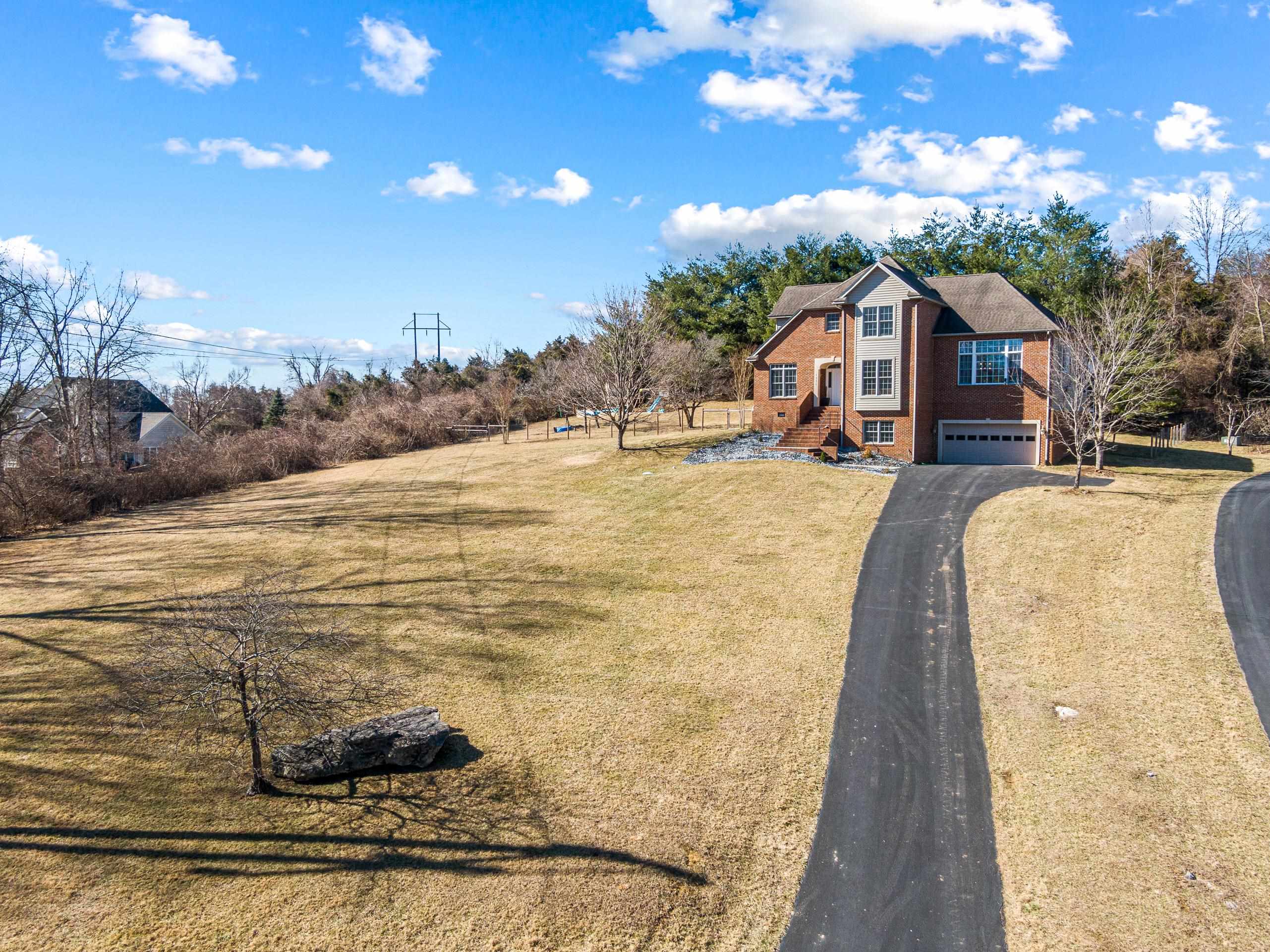 1531 Nicholas Way Blacksburg VA 24060