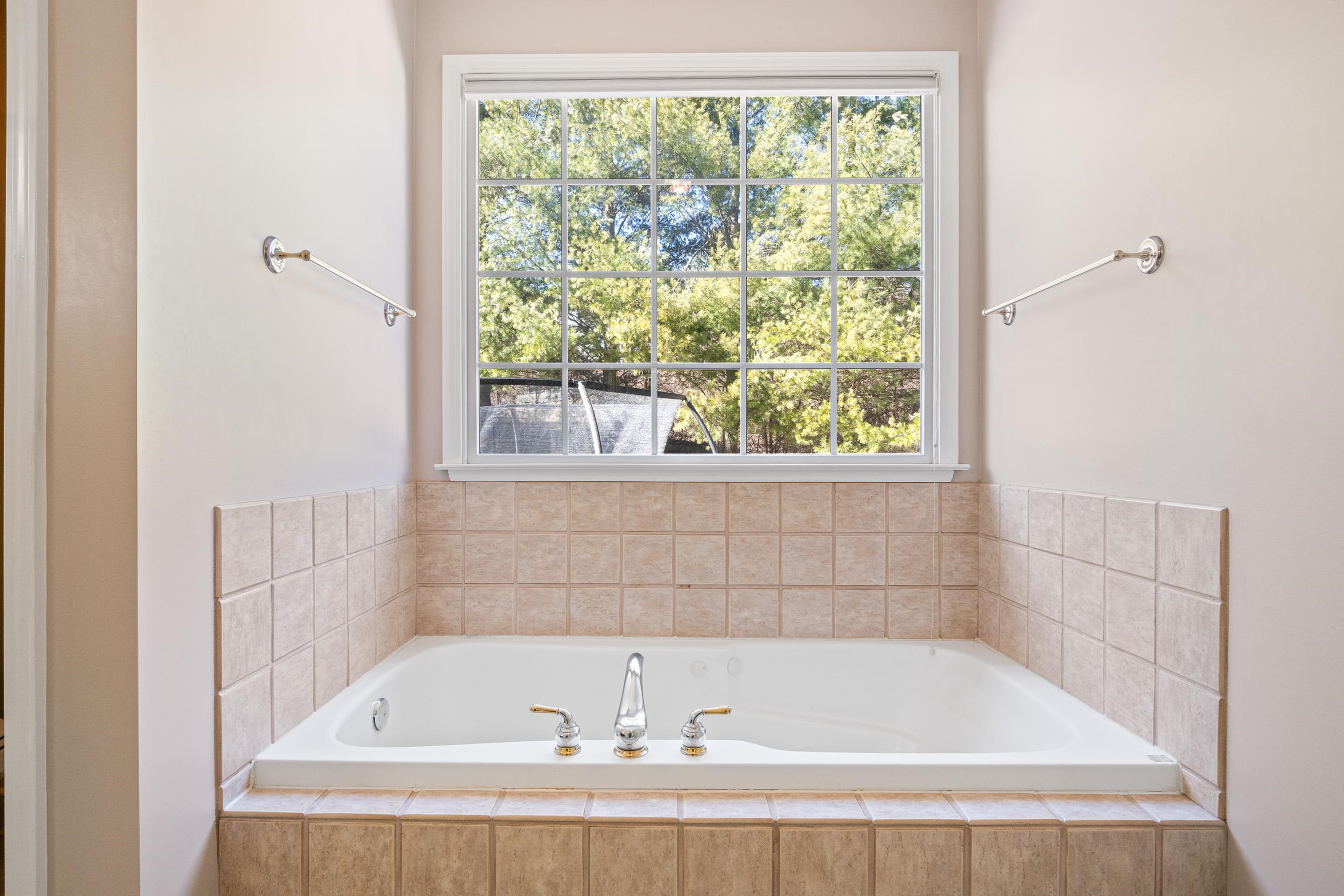 1531 Nicholas Way Blacksburg VA 24060