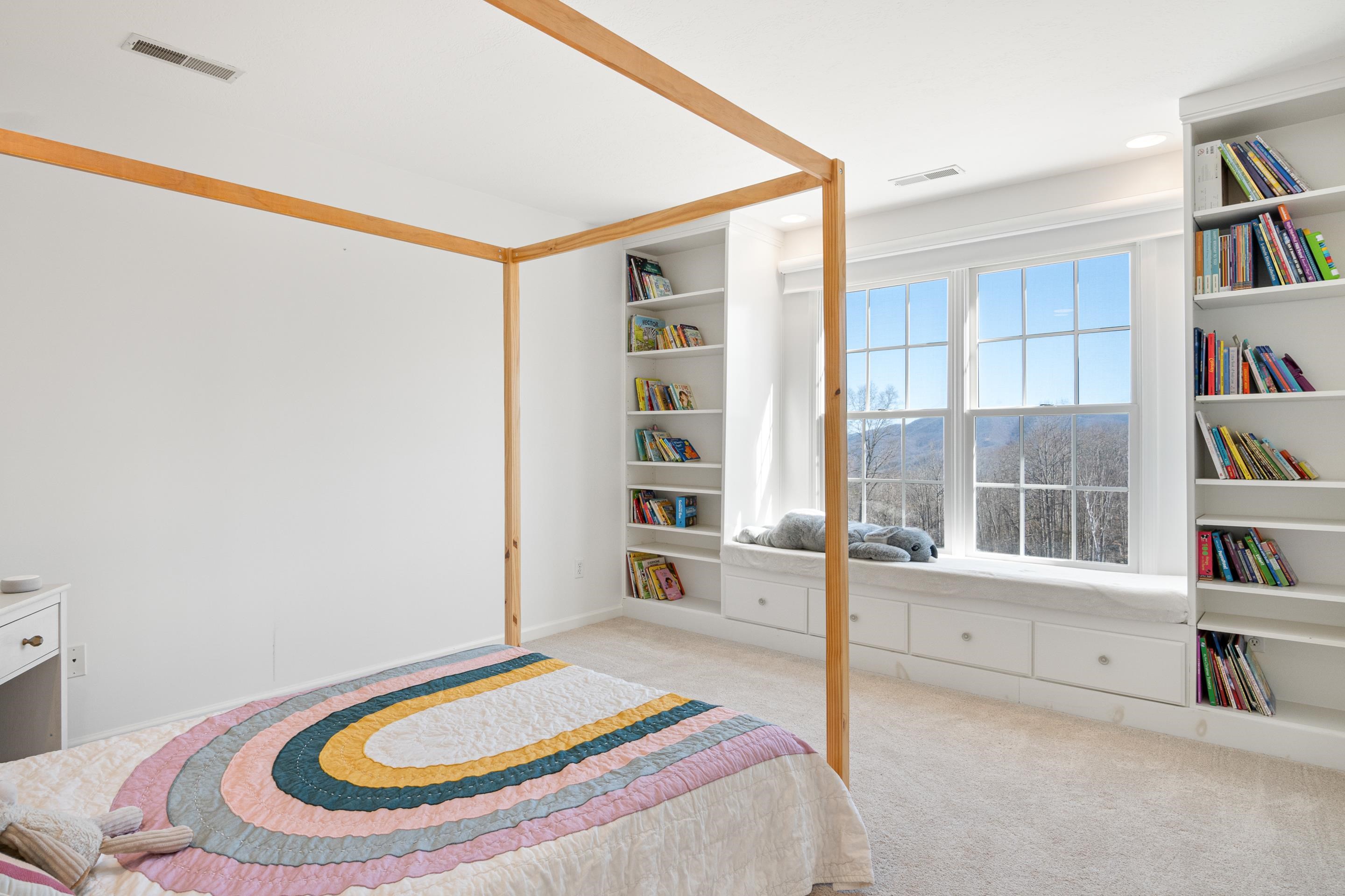 1531 Nicholas Way Blacksburg VA 24060