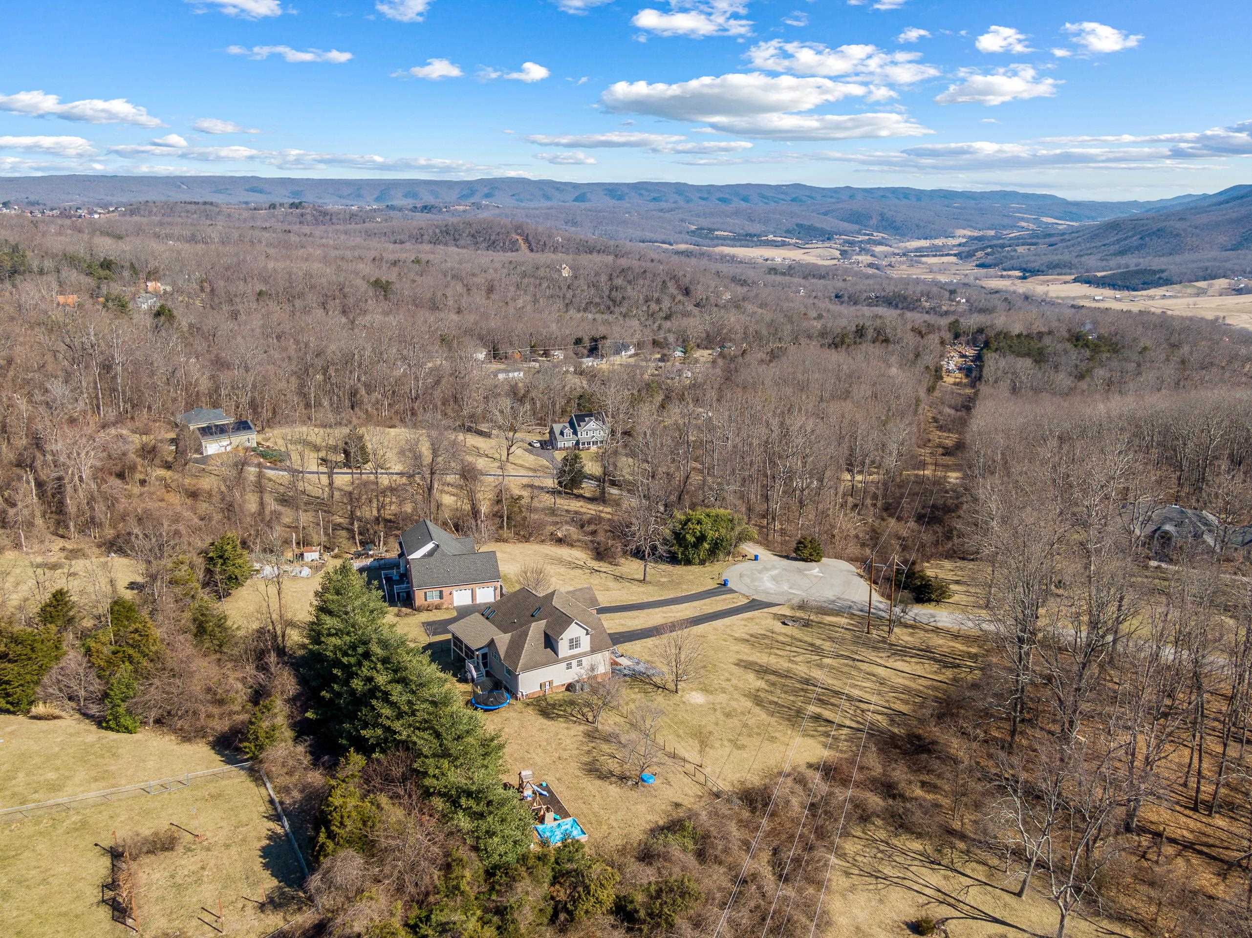 1531 Nicholas Way Blacksburg VA 24060