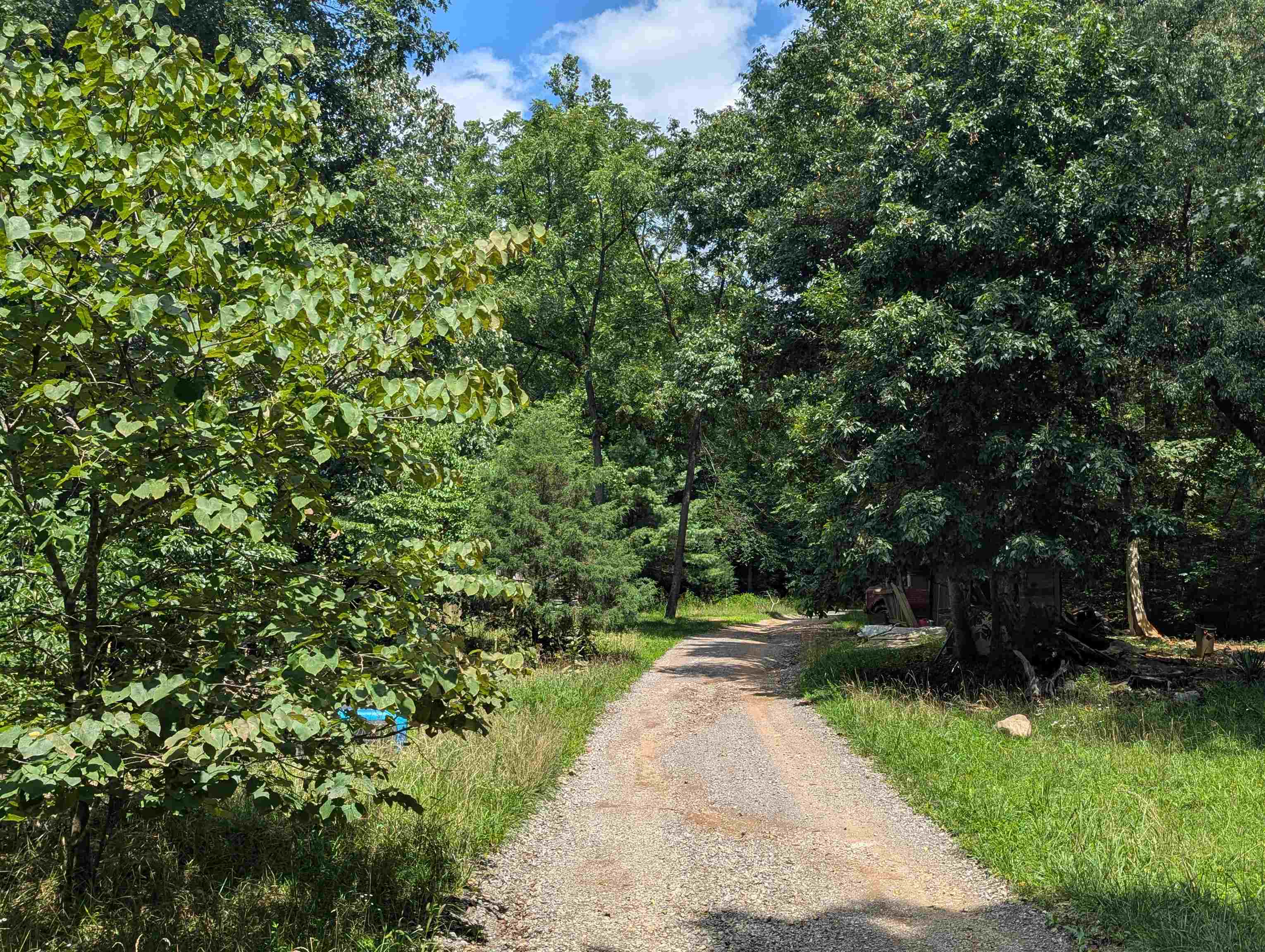 5404 Coles Road Elliston VA 24087