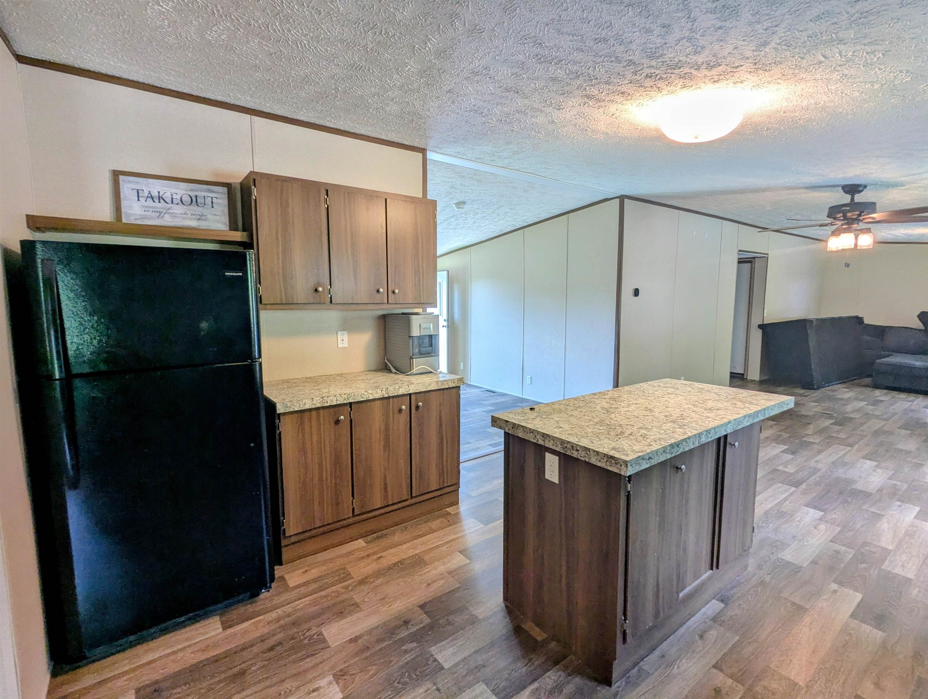 5404 Coles Road Elliston VA 24087
