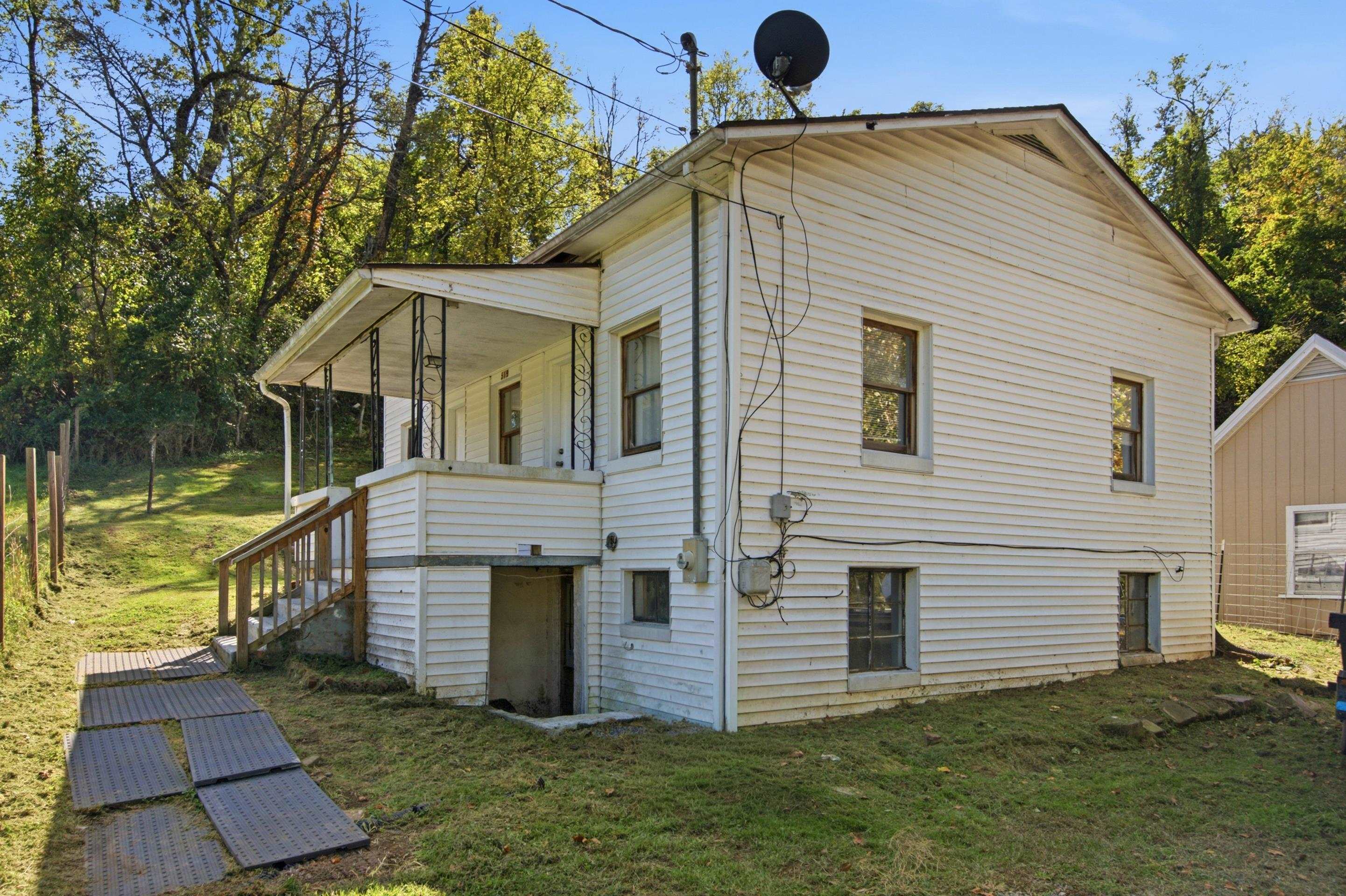 519 Altoona Road Pulaski VA 24301