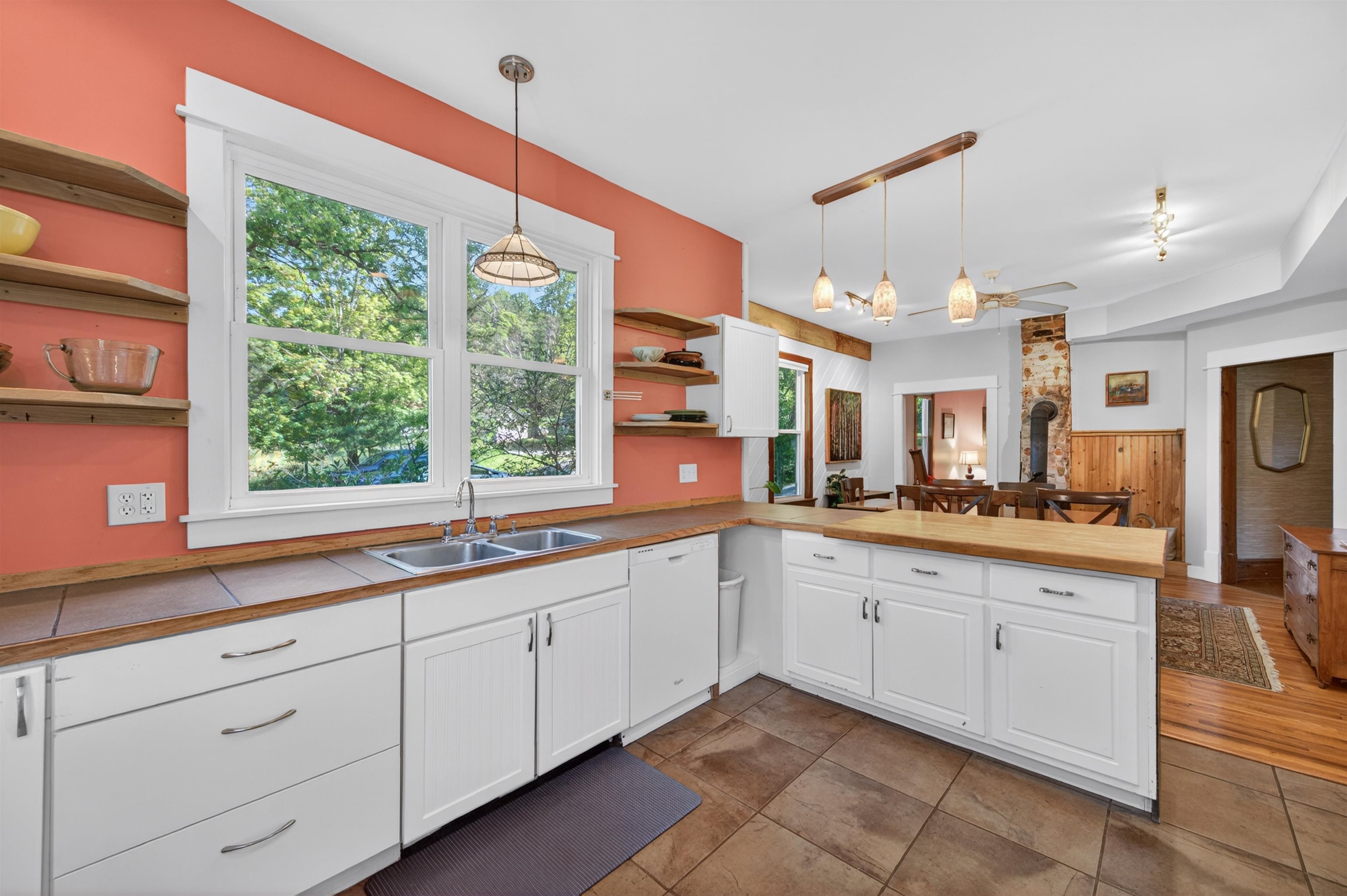 176 Shawsville Pike Check VA 24072