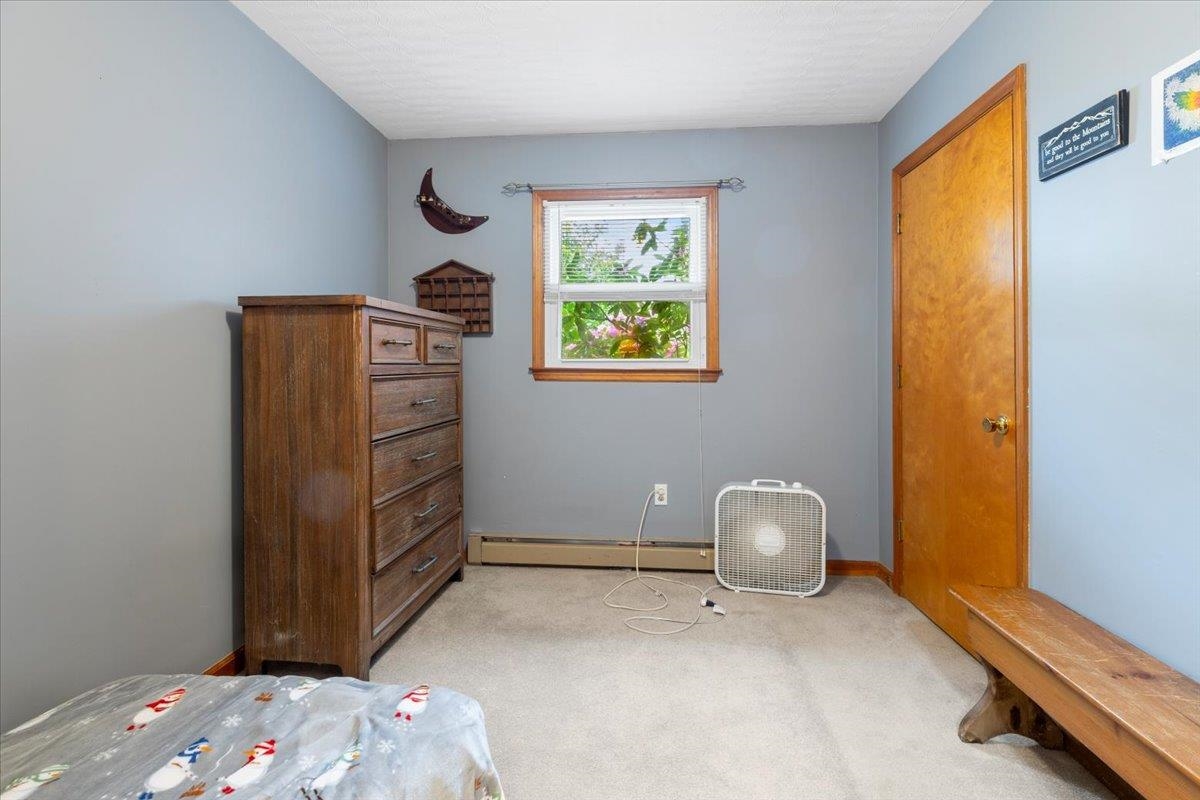 5912 Baptist Hollow Road Hiwassee VA 24347