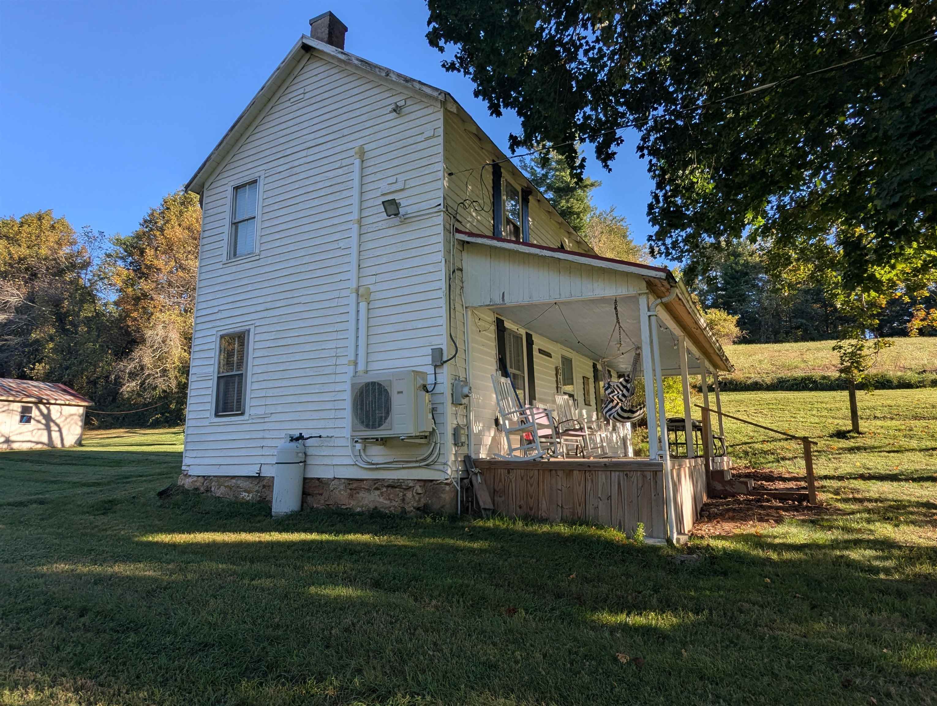 6617 Floyd Highway N Check VA 24072