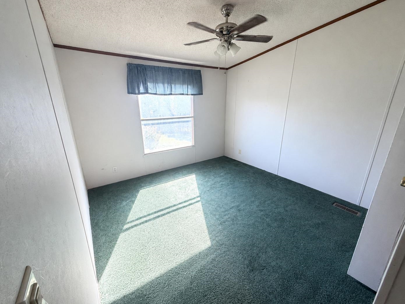 5703 Blue Springs Road Hiwassee VA 24347