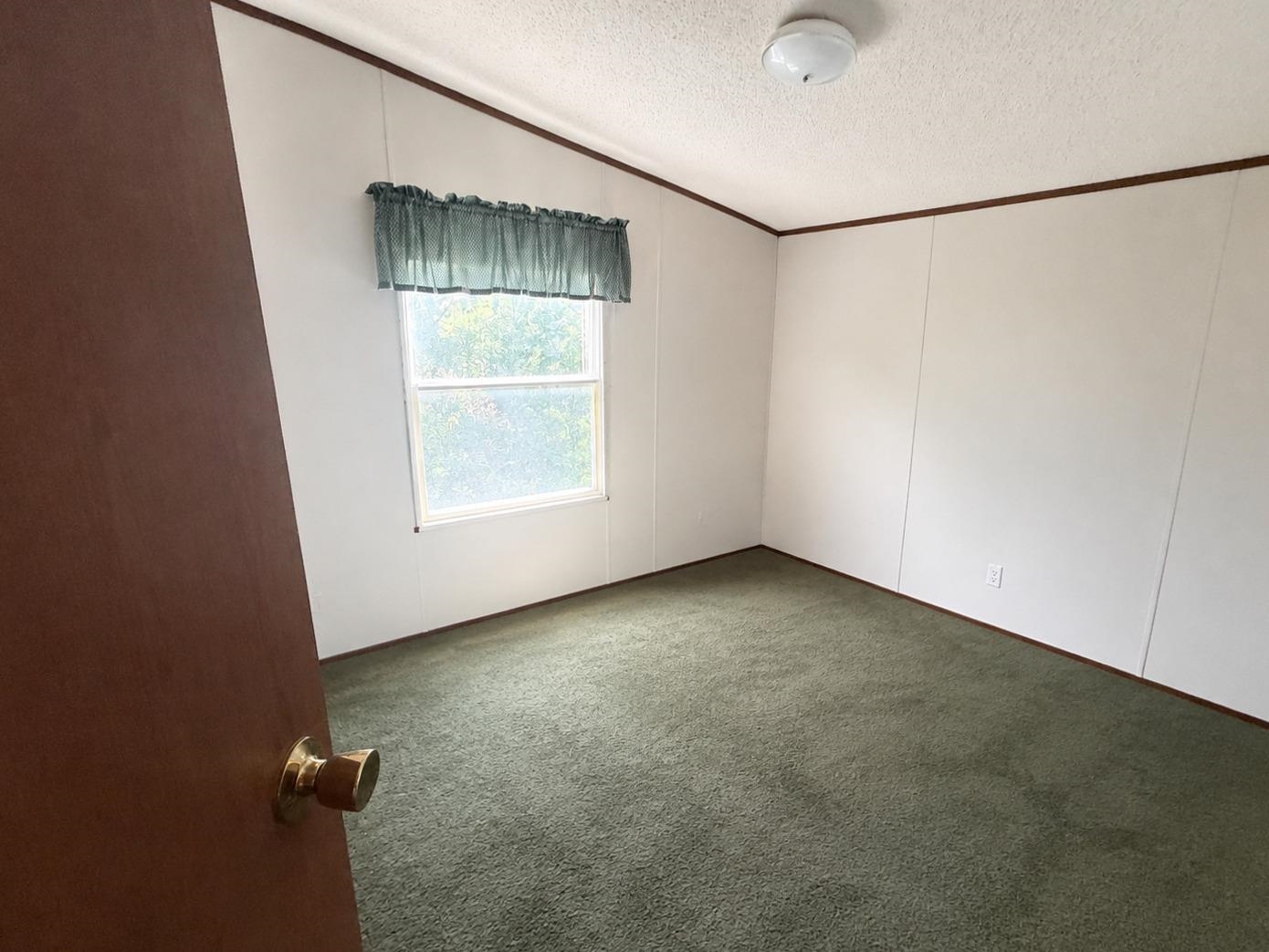 5703 Blue Springs Road Hiwassee VA 24347