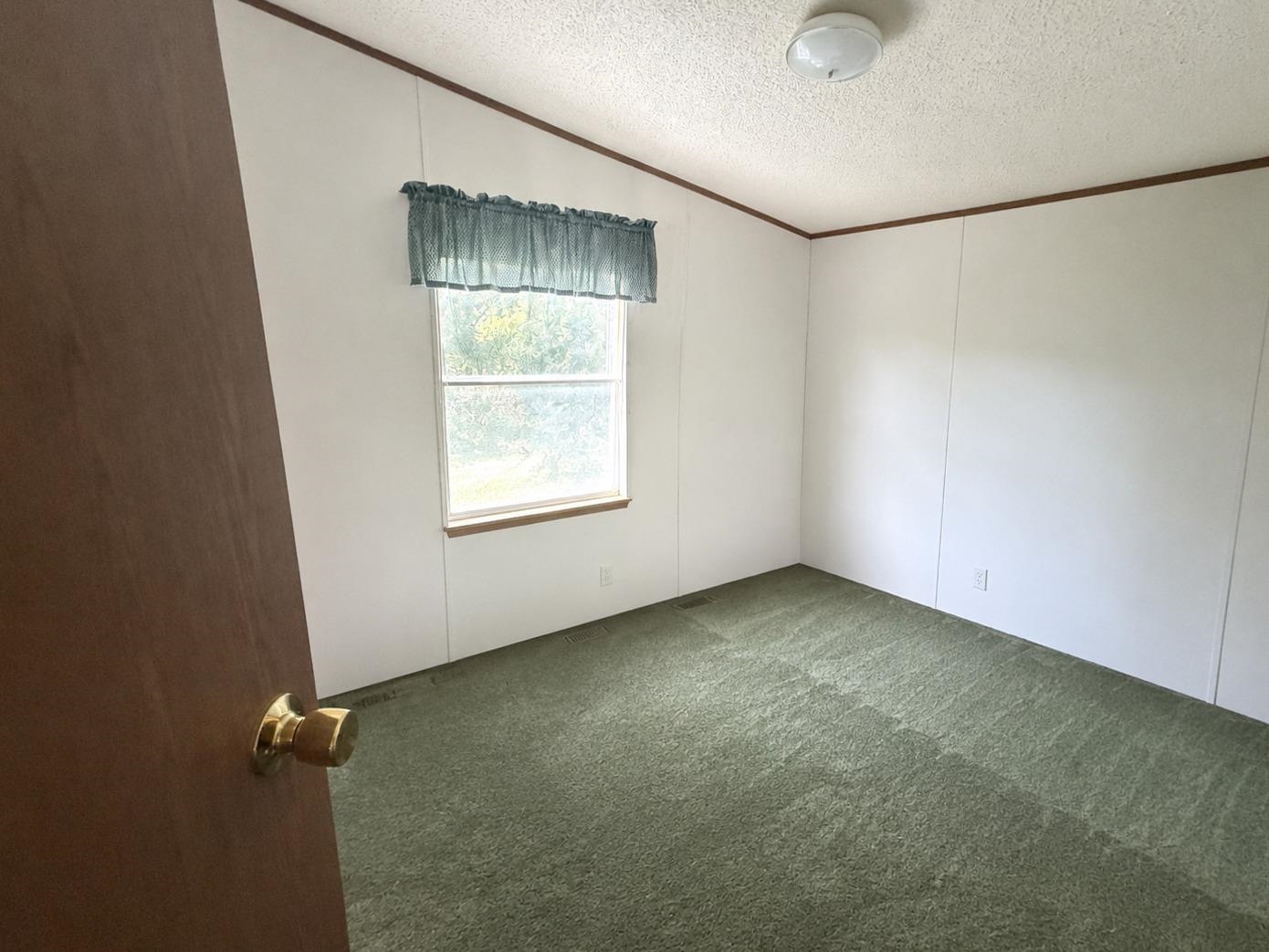 5703 Blue Springs Road Hiwassee VA 24347