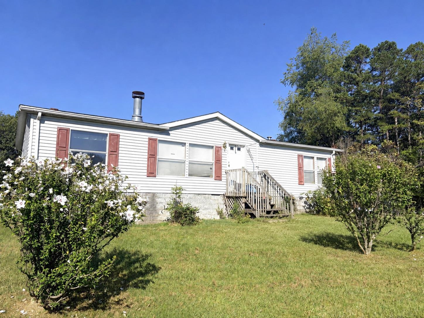 5703 Blue Springs Road Hiwassee VA 24347
