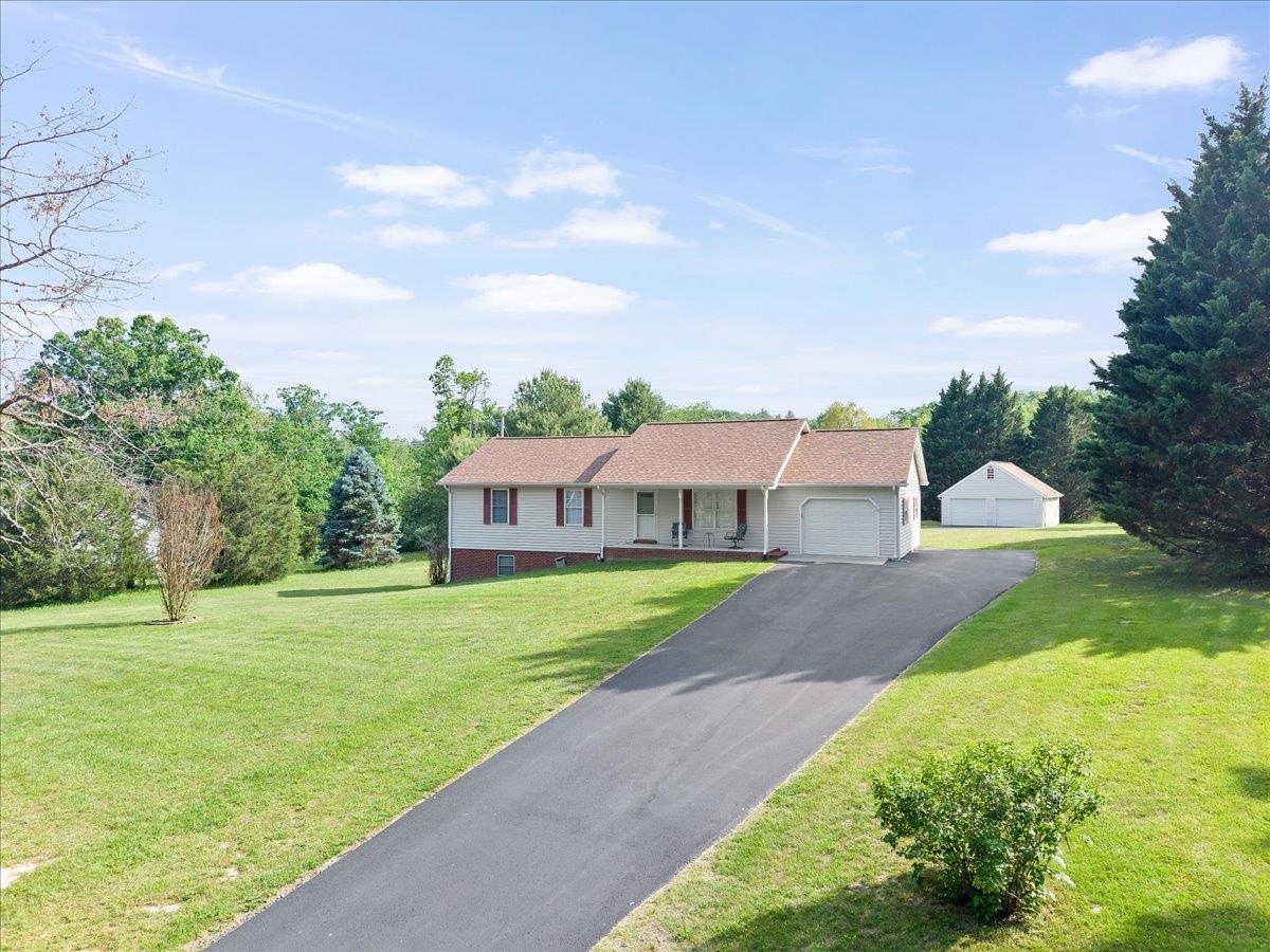 4110 Flatwoods Road Elliston VA 24087