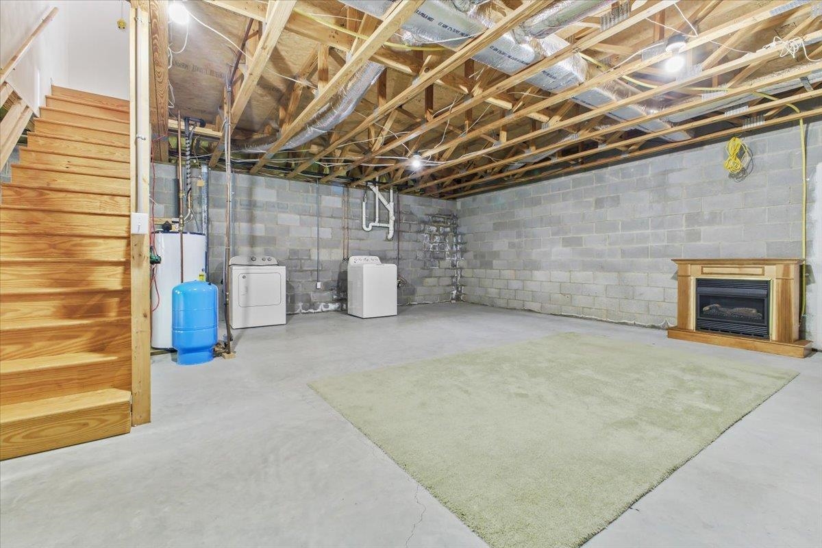 4110 Flatwoods Road Elliston VA 24087
