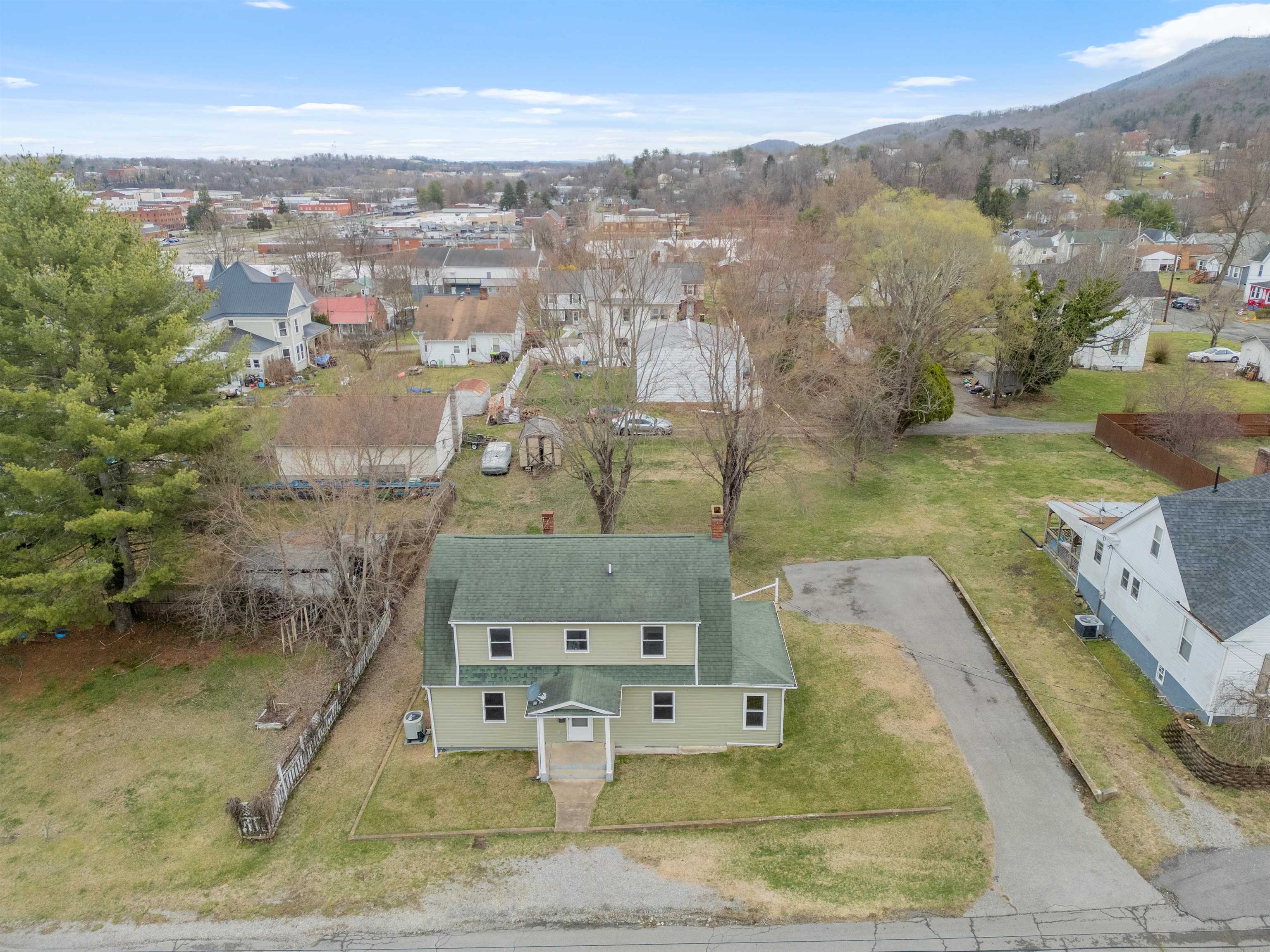 129 Cliff Street Pulaski VA 24301