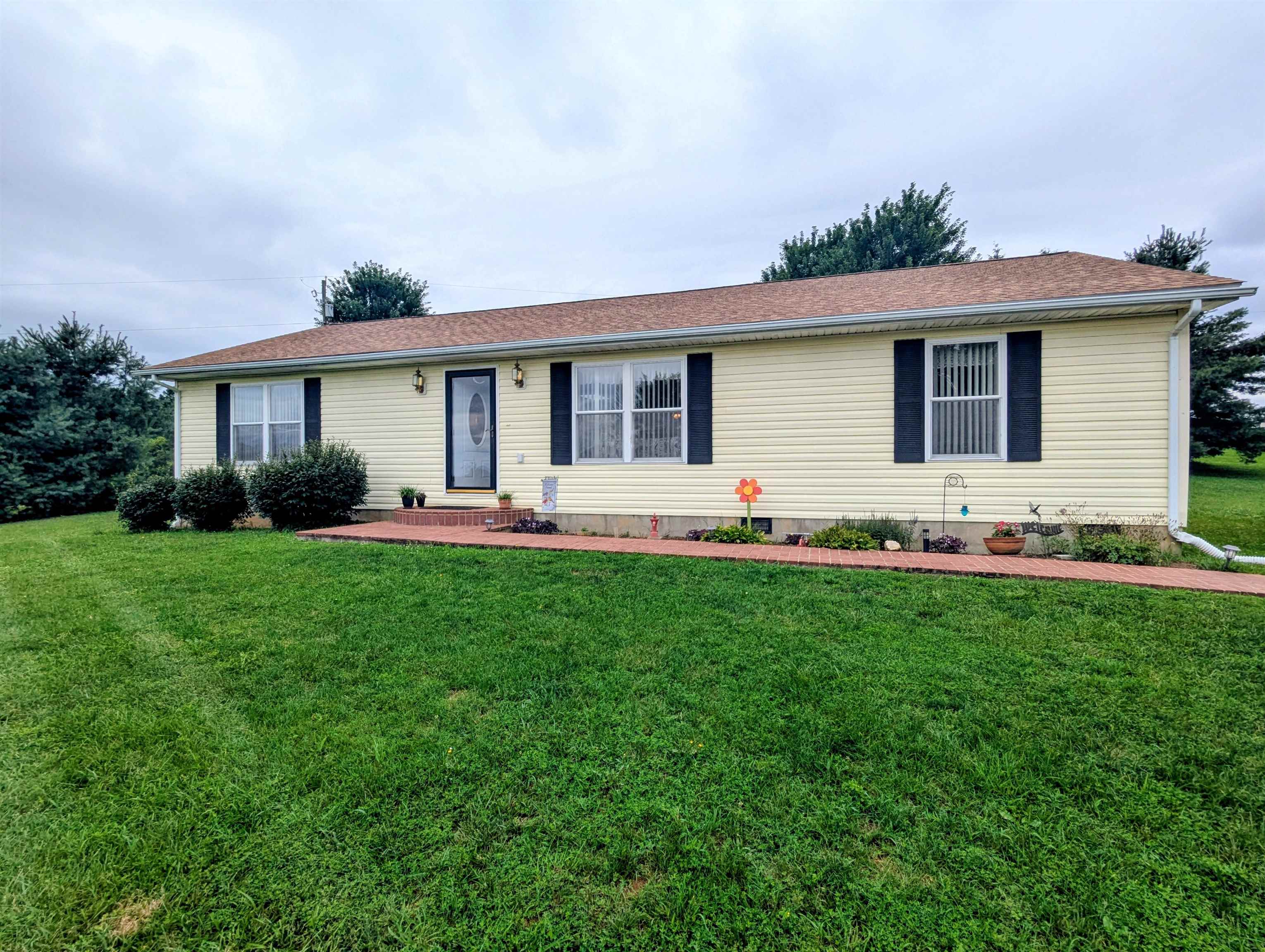 213 Smith Farm Road Check VA 24072