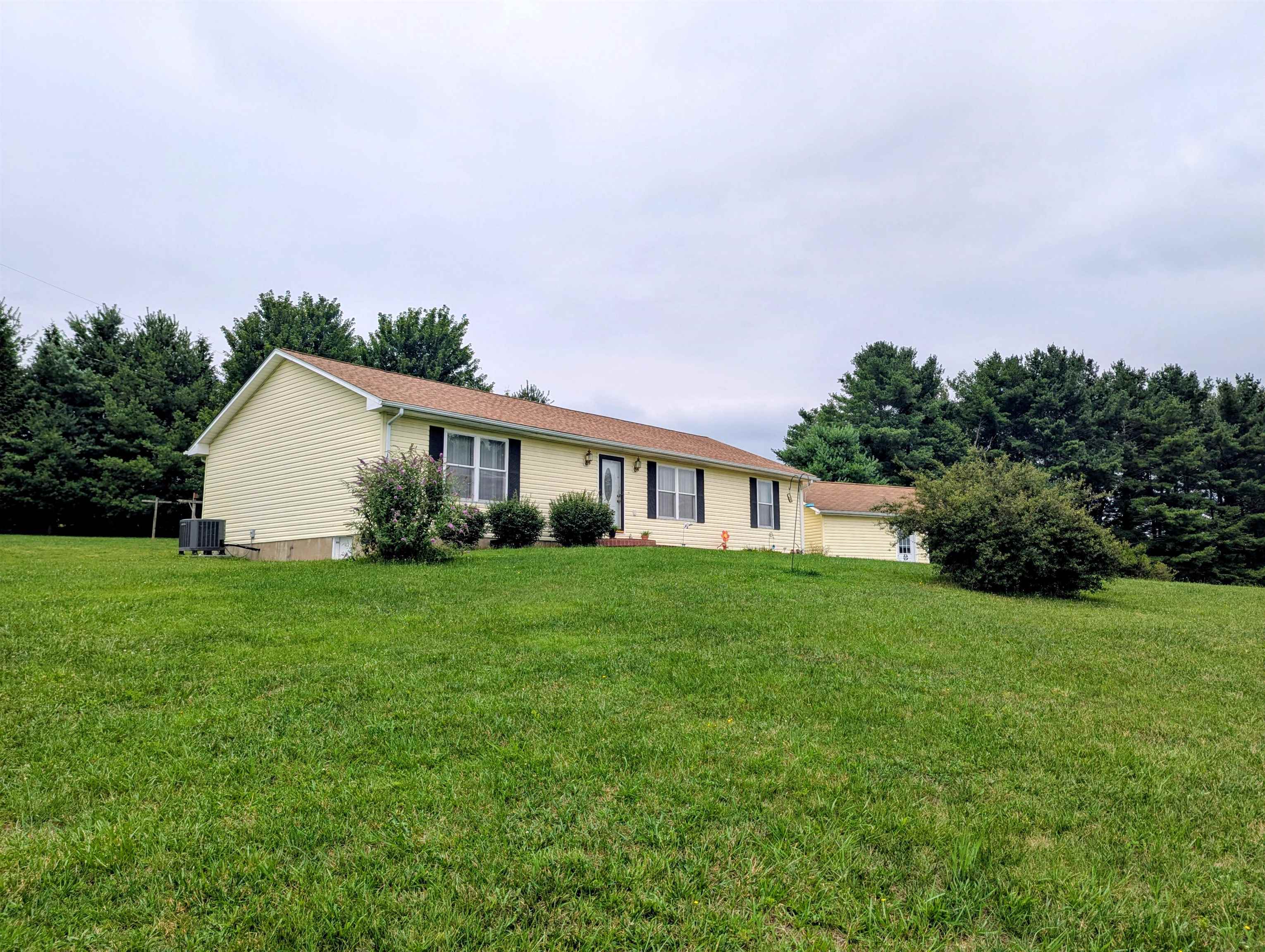 213 Smith Farm Road Check VA 24072