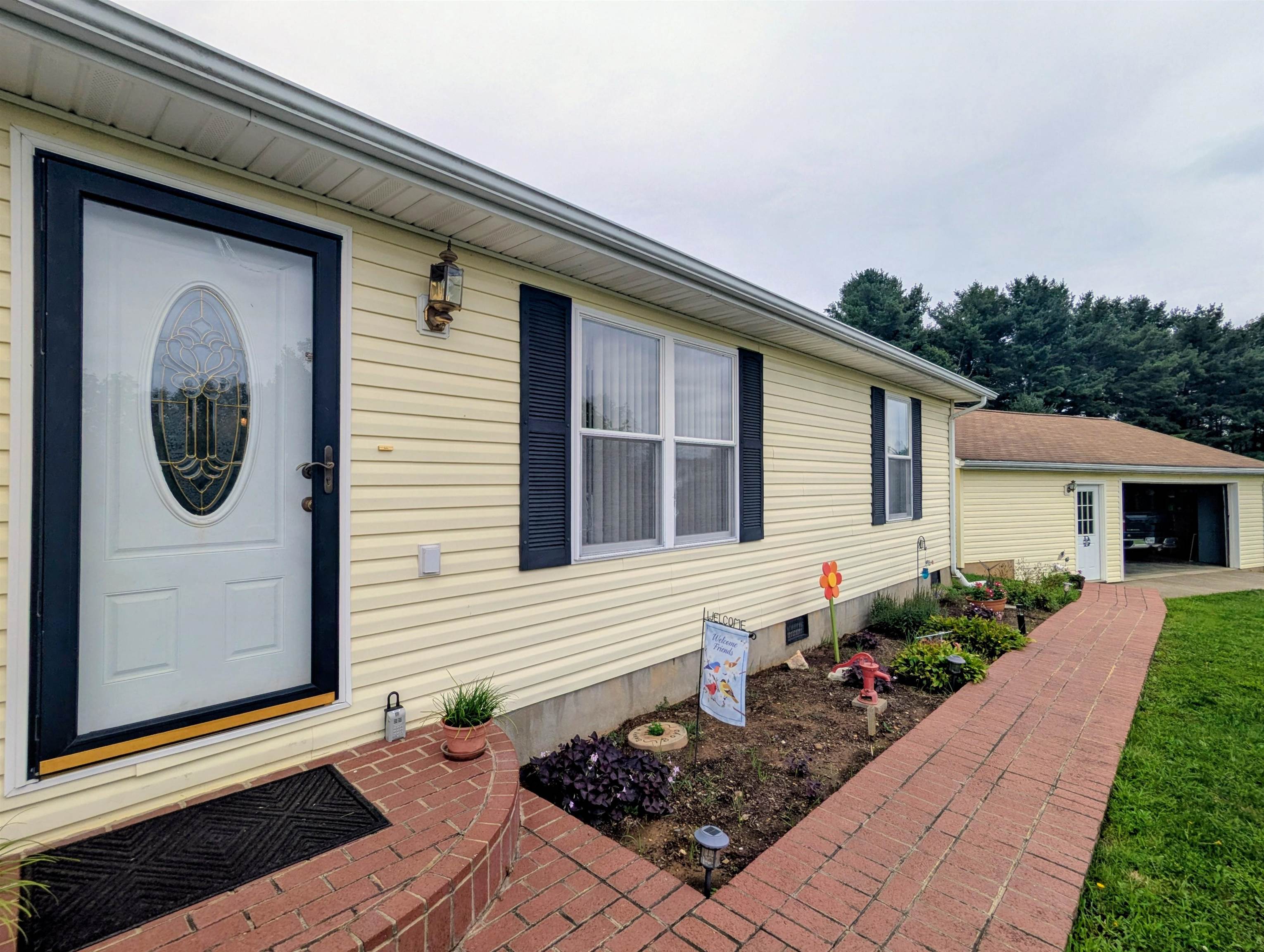 213 Smith Farm Road Check VA 24072