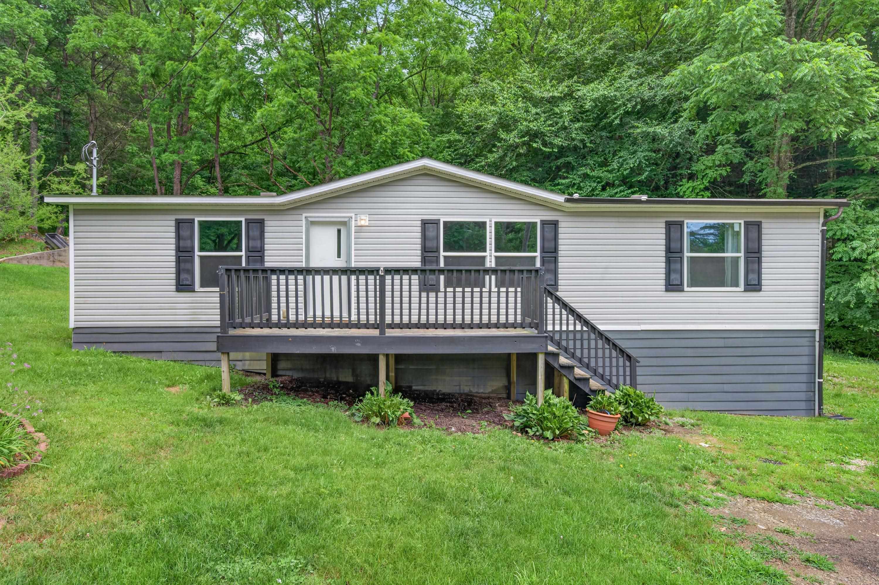 1625 Hollandsworth Road NW Indian Valley VA 24105
