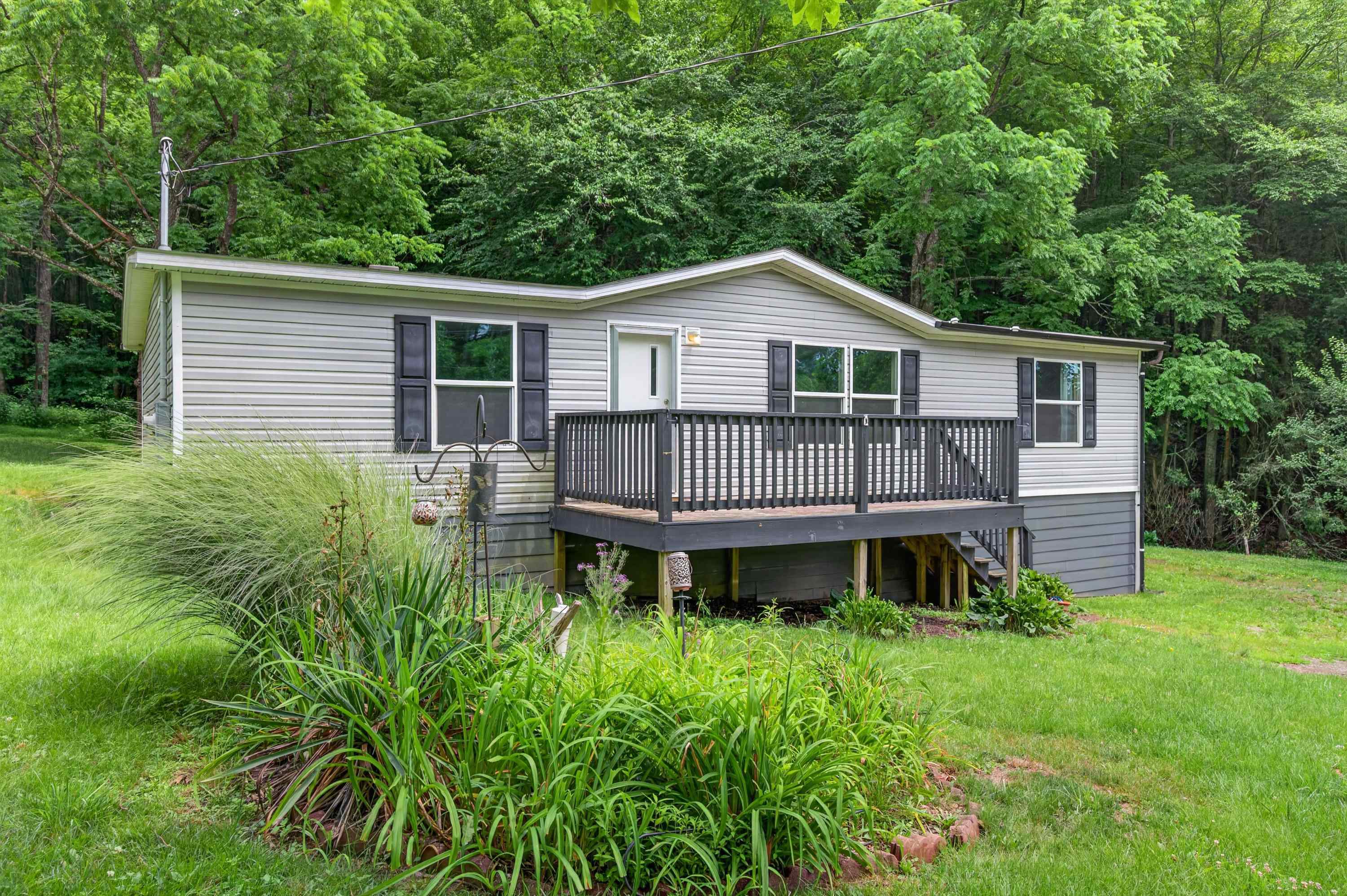 1625 Hollandsworth Road NW Indian Valley VA 24105