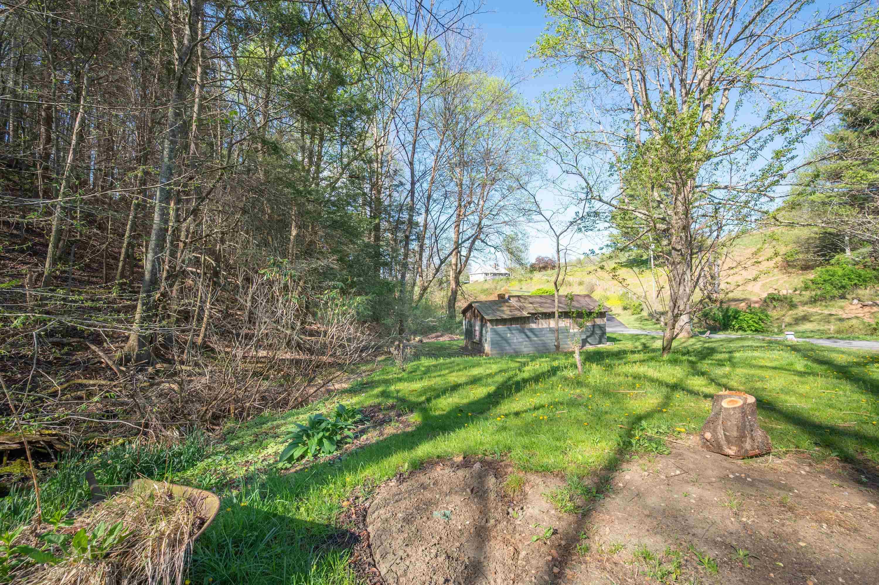 1625 Hollandsworth Road NW Indian Valley VA 24105