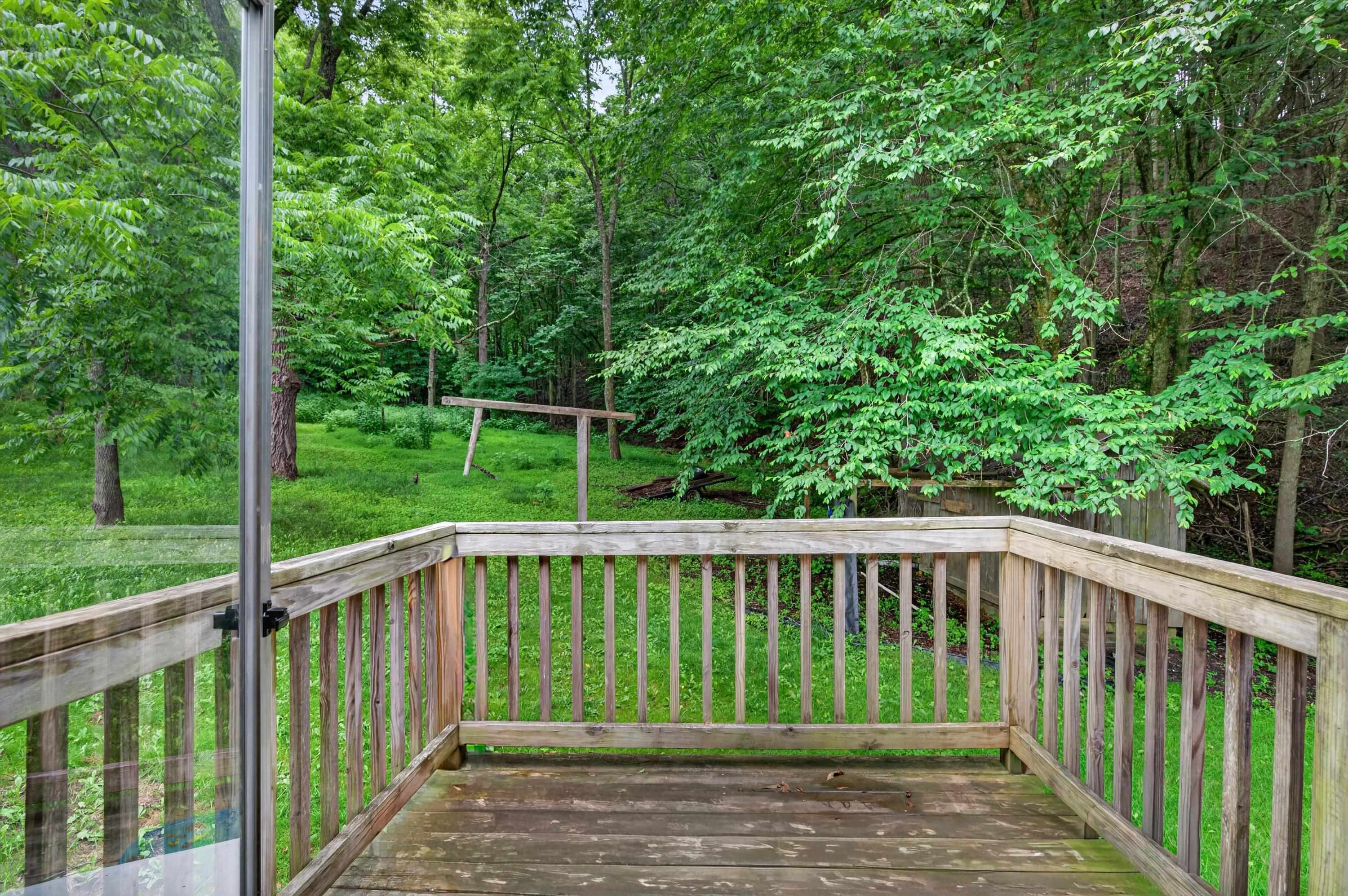 1625 Hollandsworth Road NW Indian Valley VA 24105