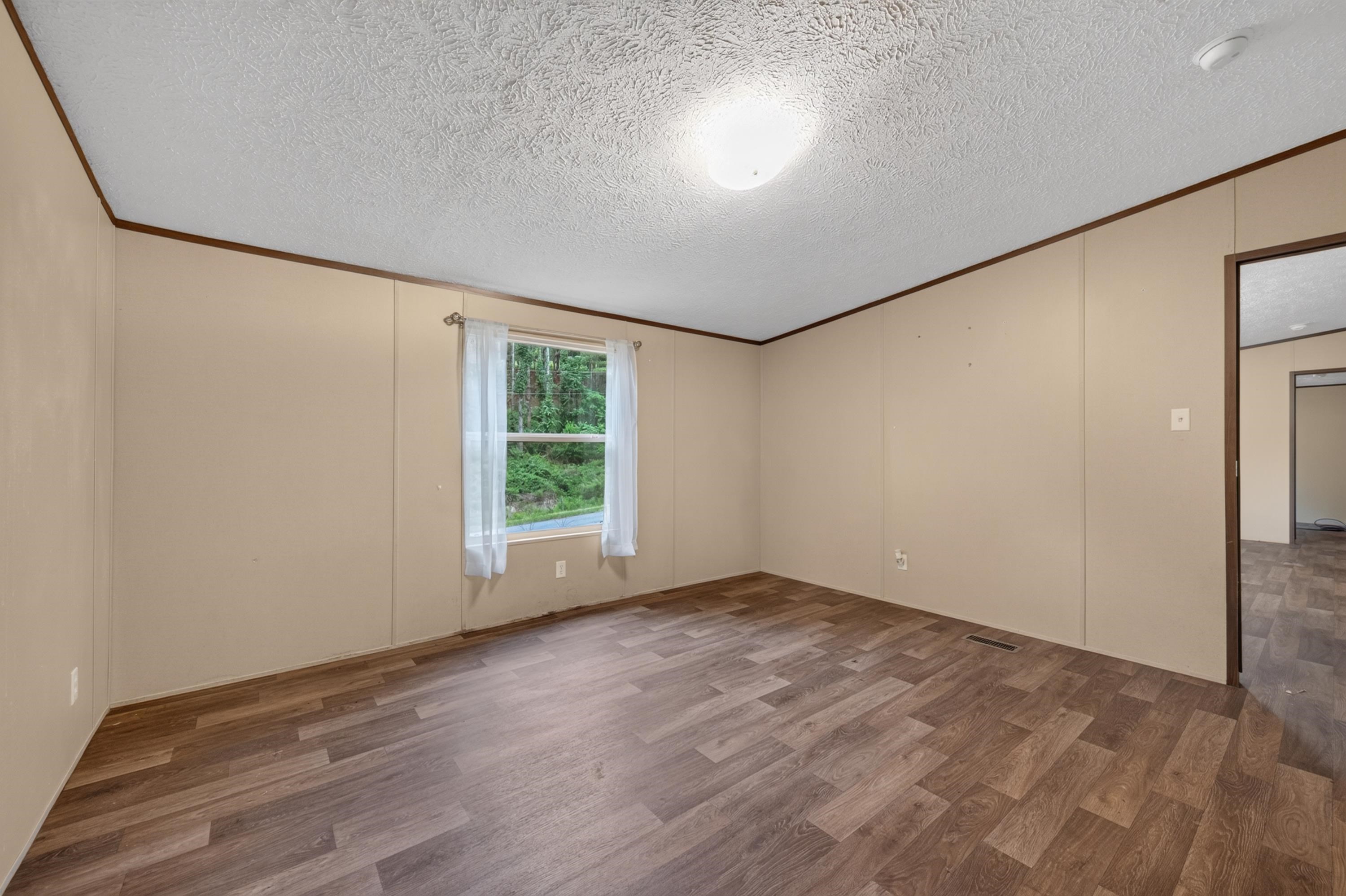 1625 Hollandsworth Road NW Indian Valley VA 24105