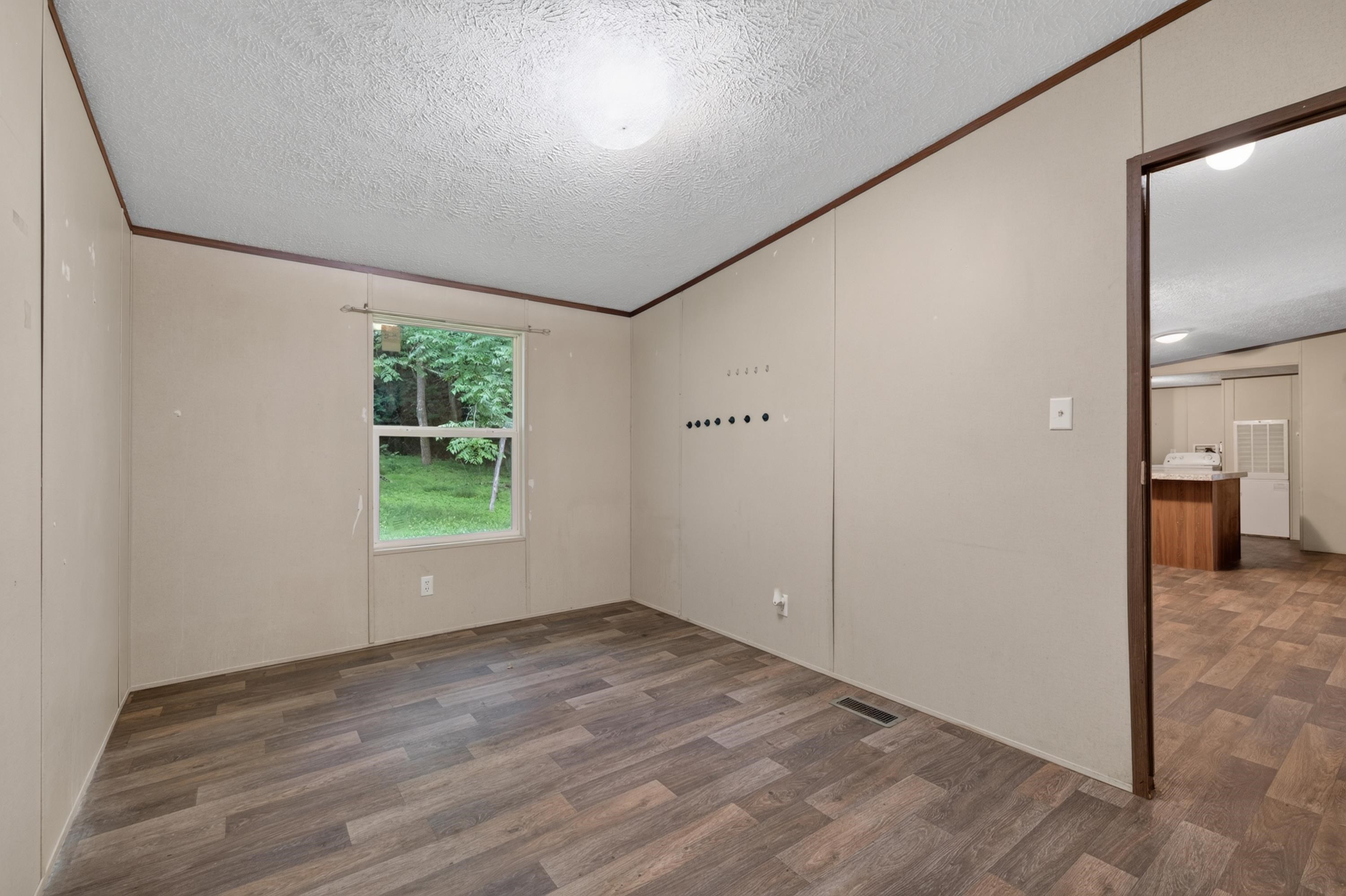 1625 Hollandsworth Road NW Indian Valley VA 24105