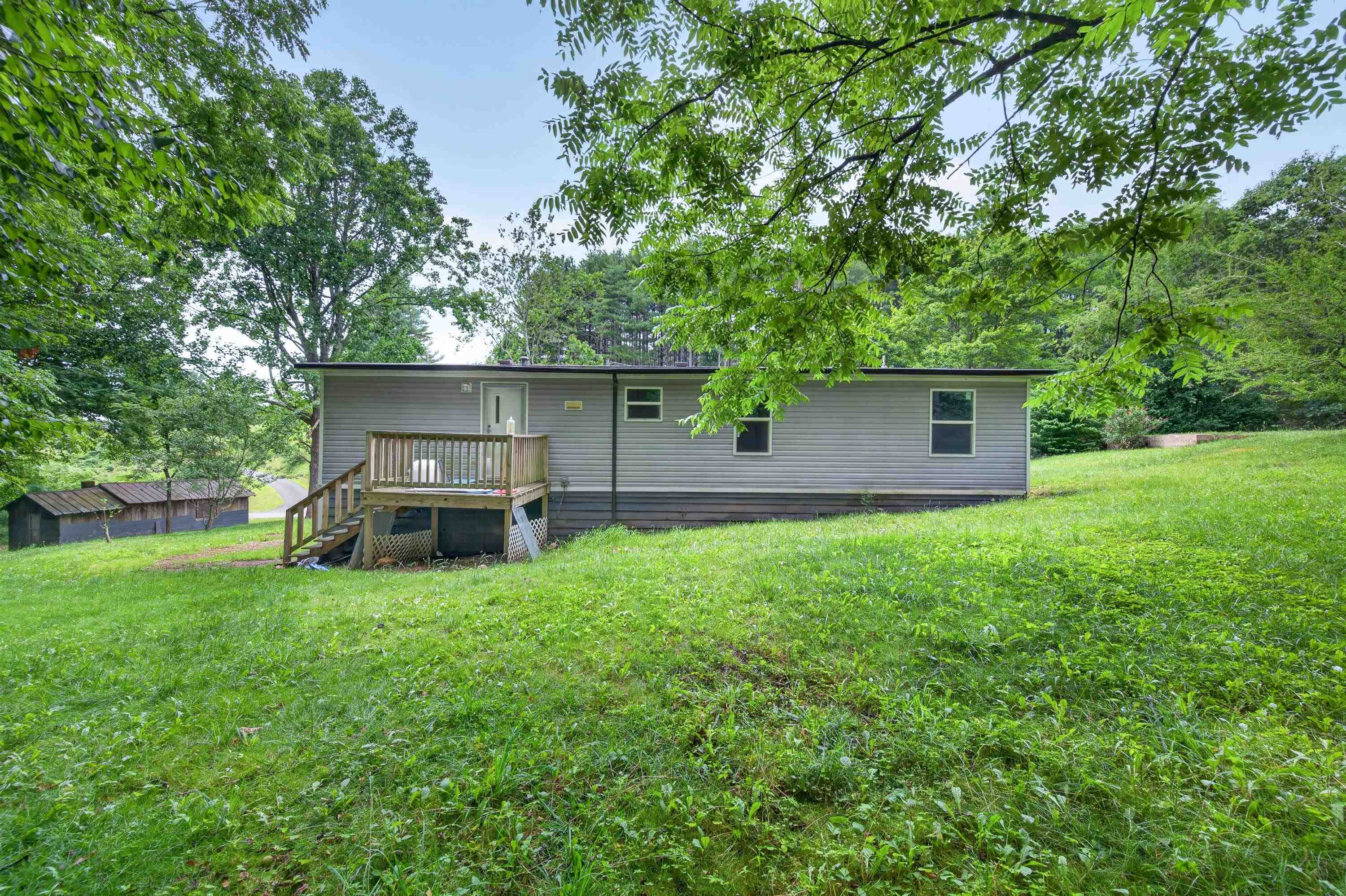 1625 Hollandsworth Road NW Indian Valley VA 24105