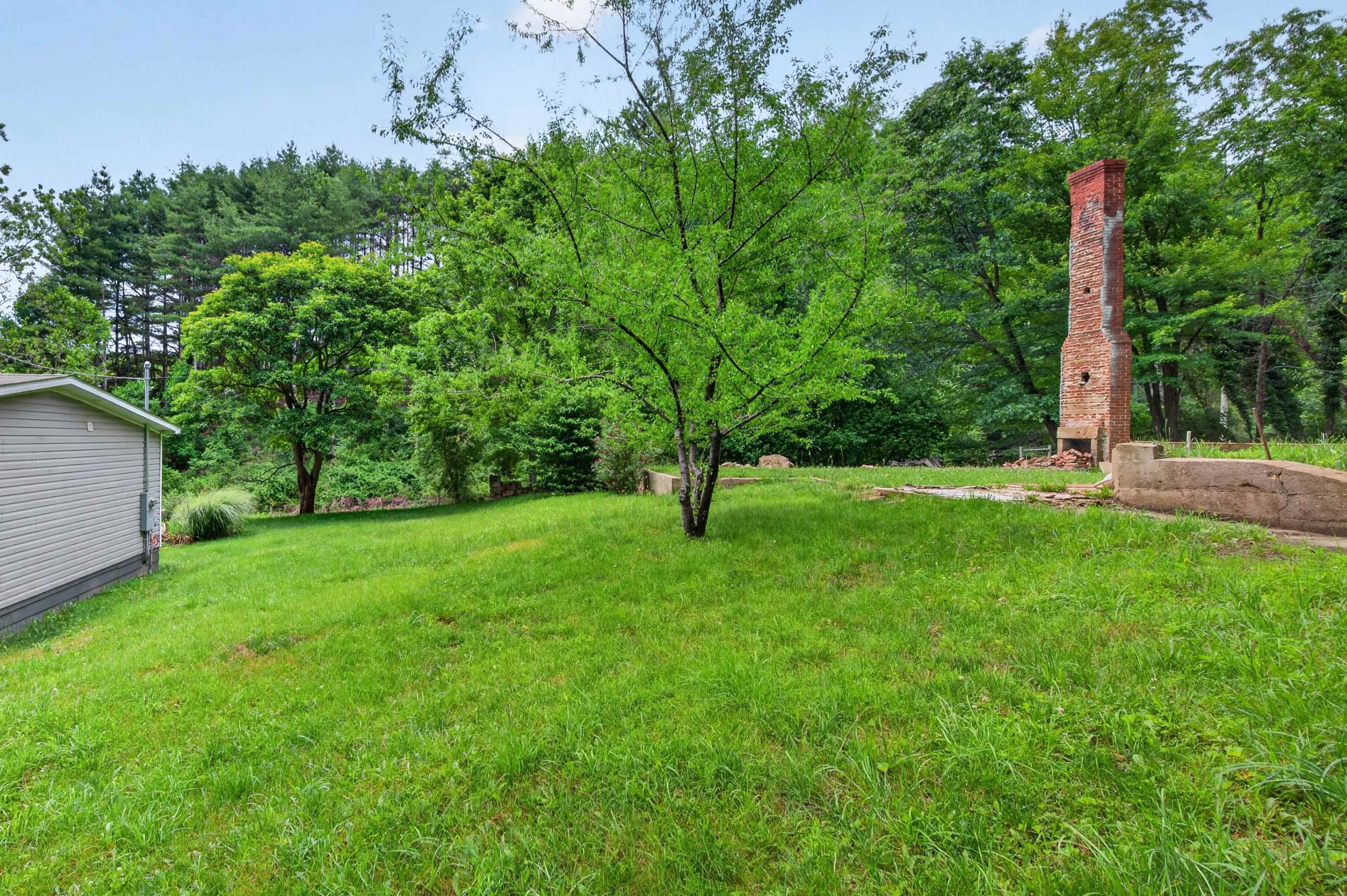 1625 Hollandsworth Road NW Indian Valley VA 24105