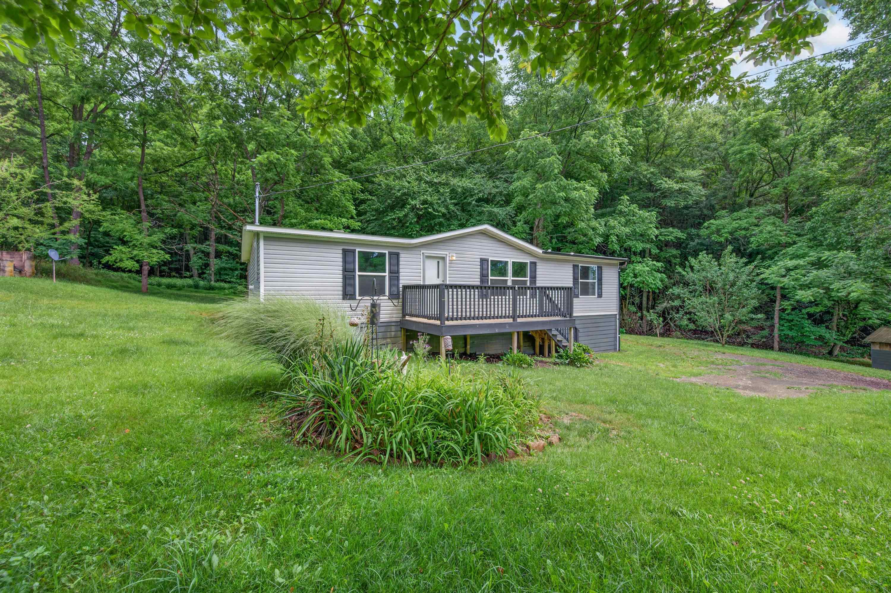 1625 Hollandsworth Road NW Indian Valley VA 24105
