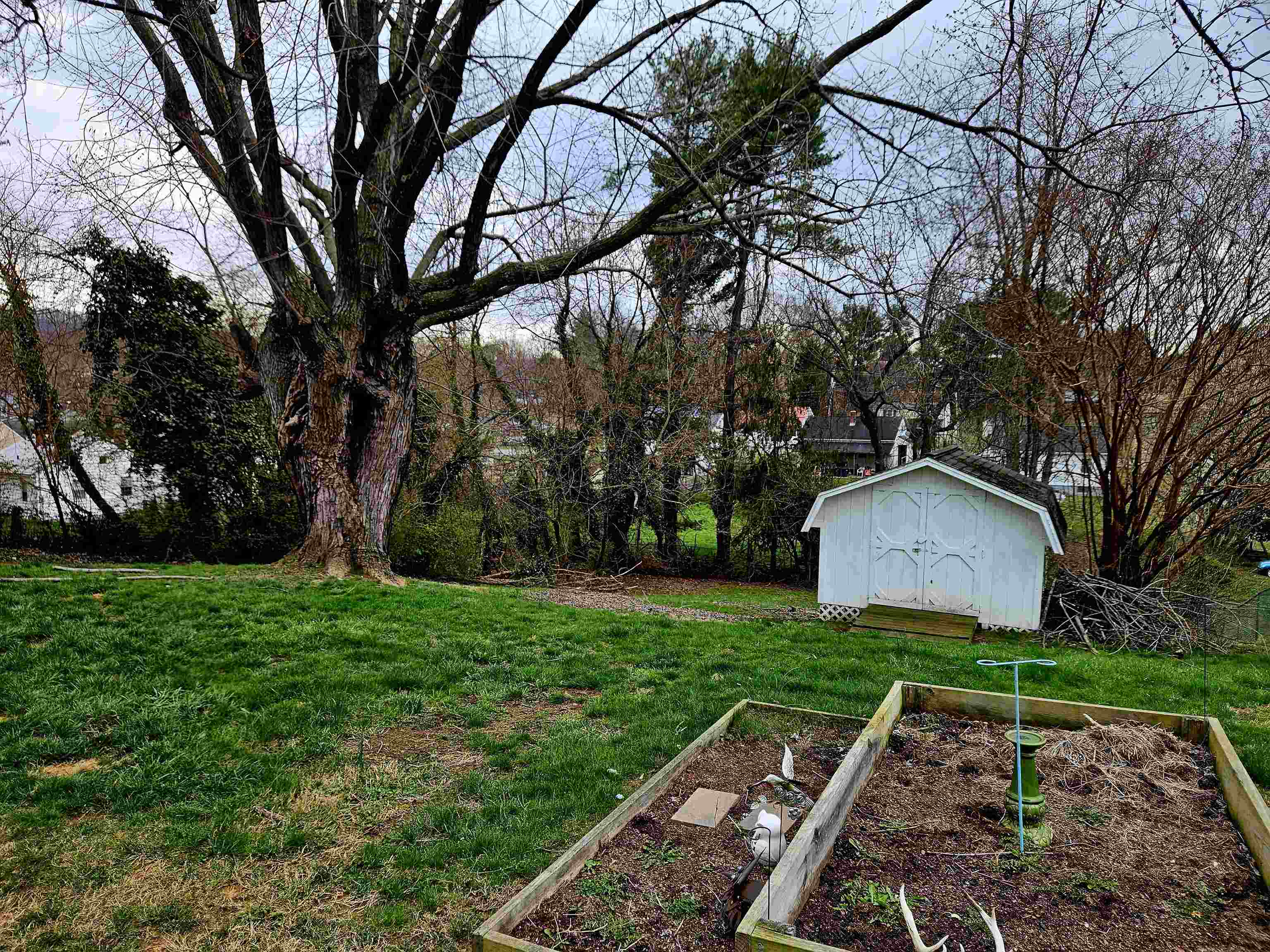 1016 Carson Street Radford VA 24141