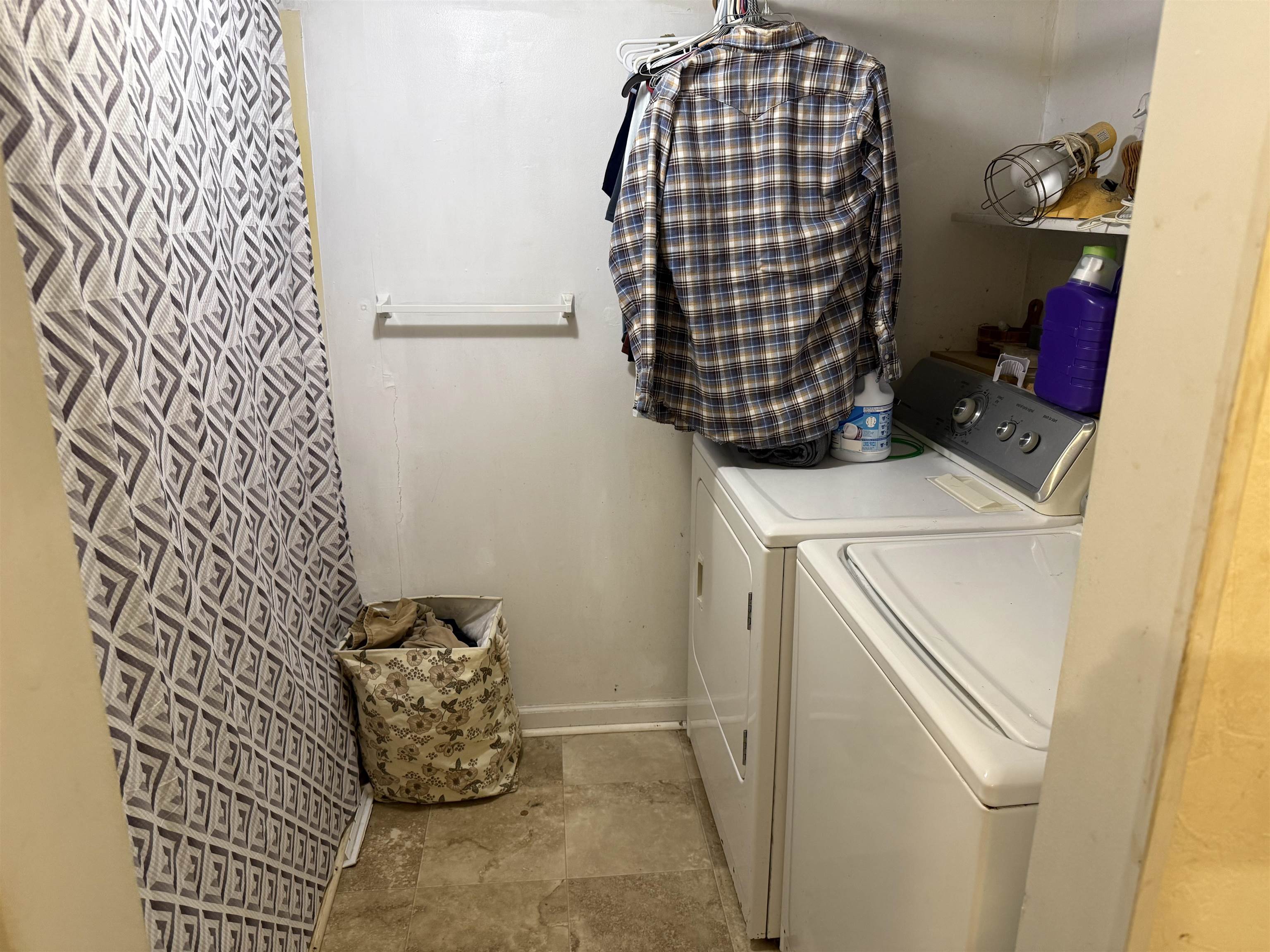 5435 Coles Road Elliston VA 24087
