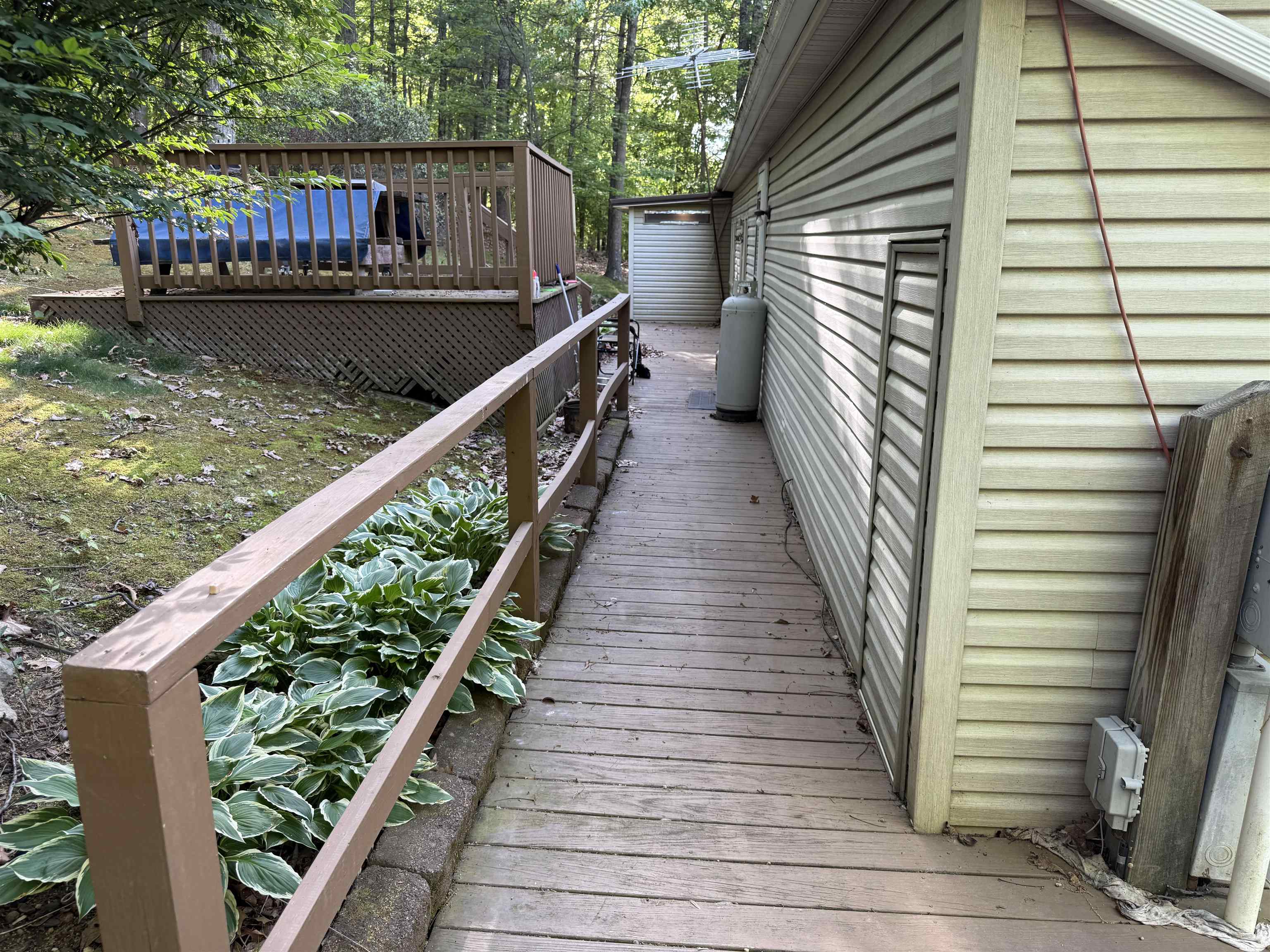5435 Coles Road Elliston VA 24087