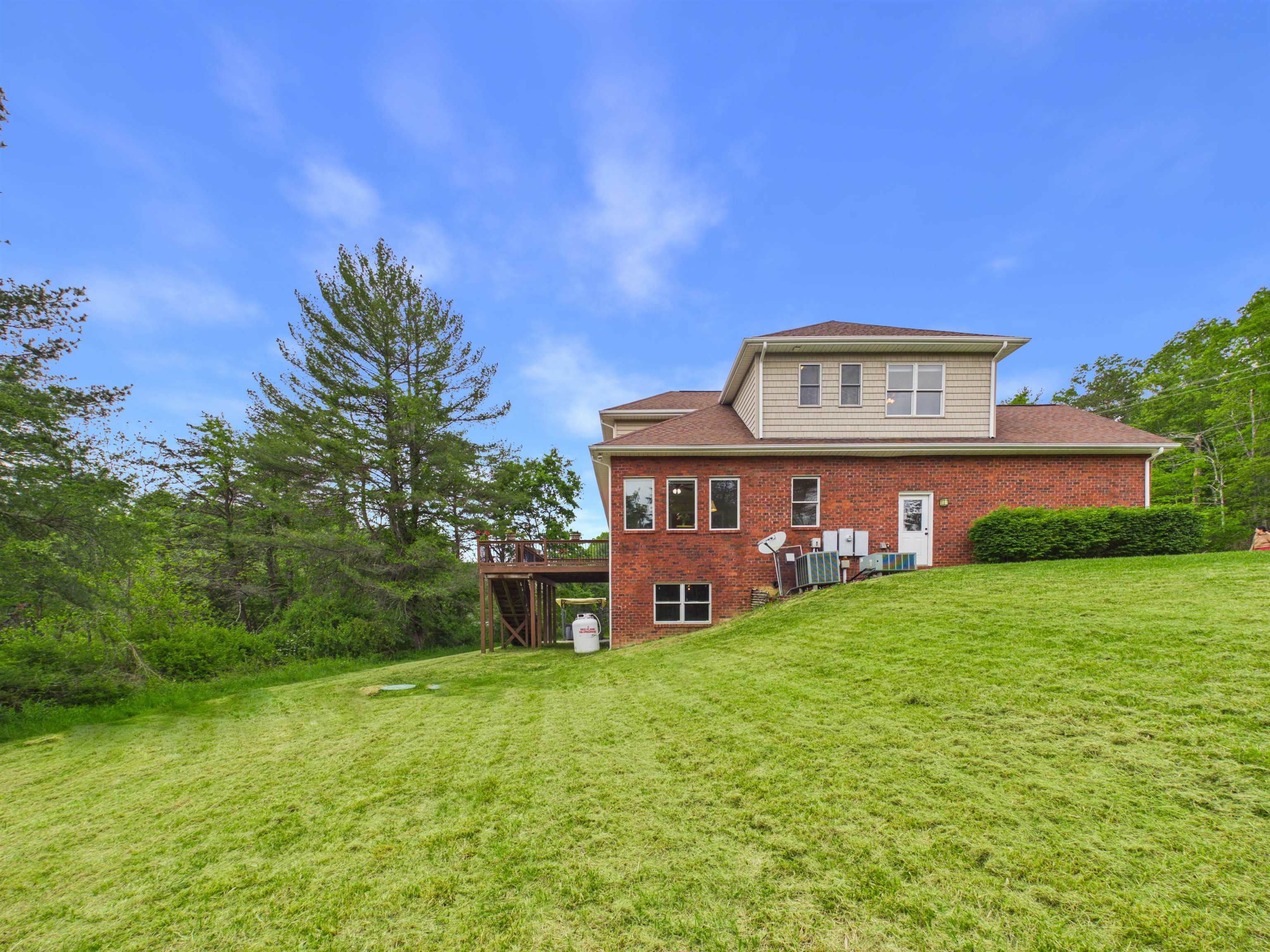 212 Bishop Road Blacksburg VA 24060