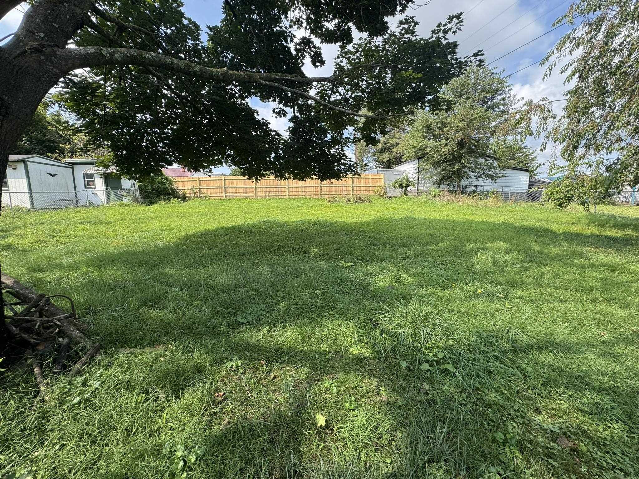 6612 South Drive Fairlawn VA 24141