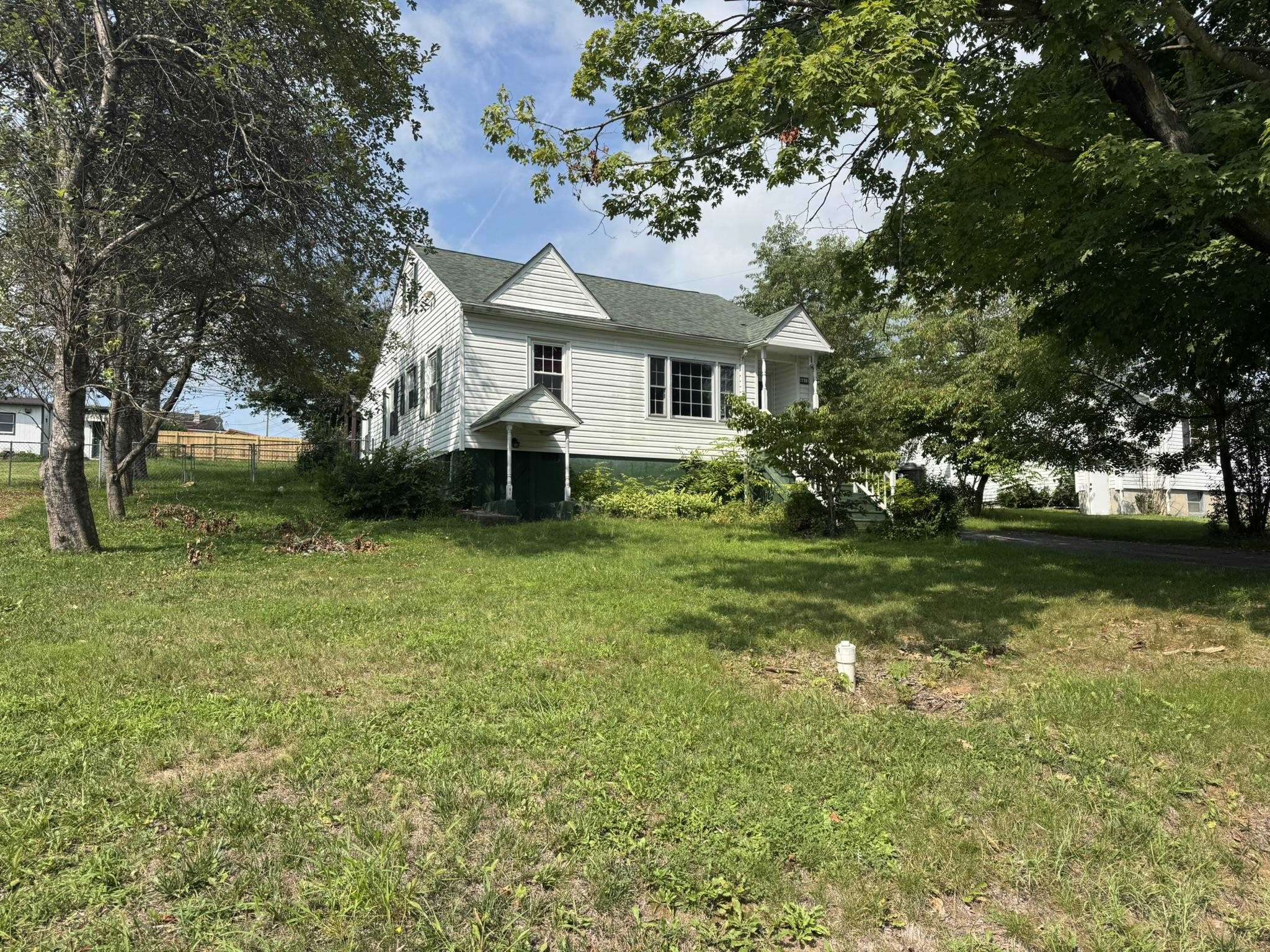 6612 South Drive Fairlawn VA 24141