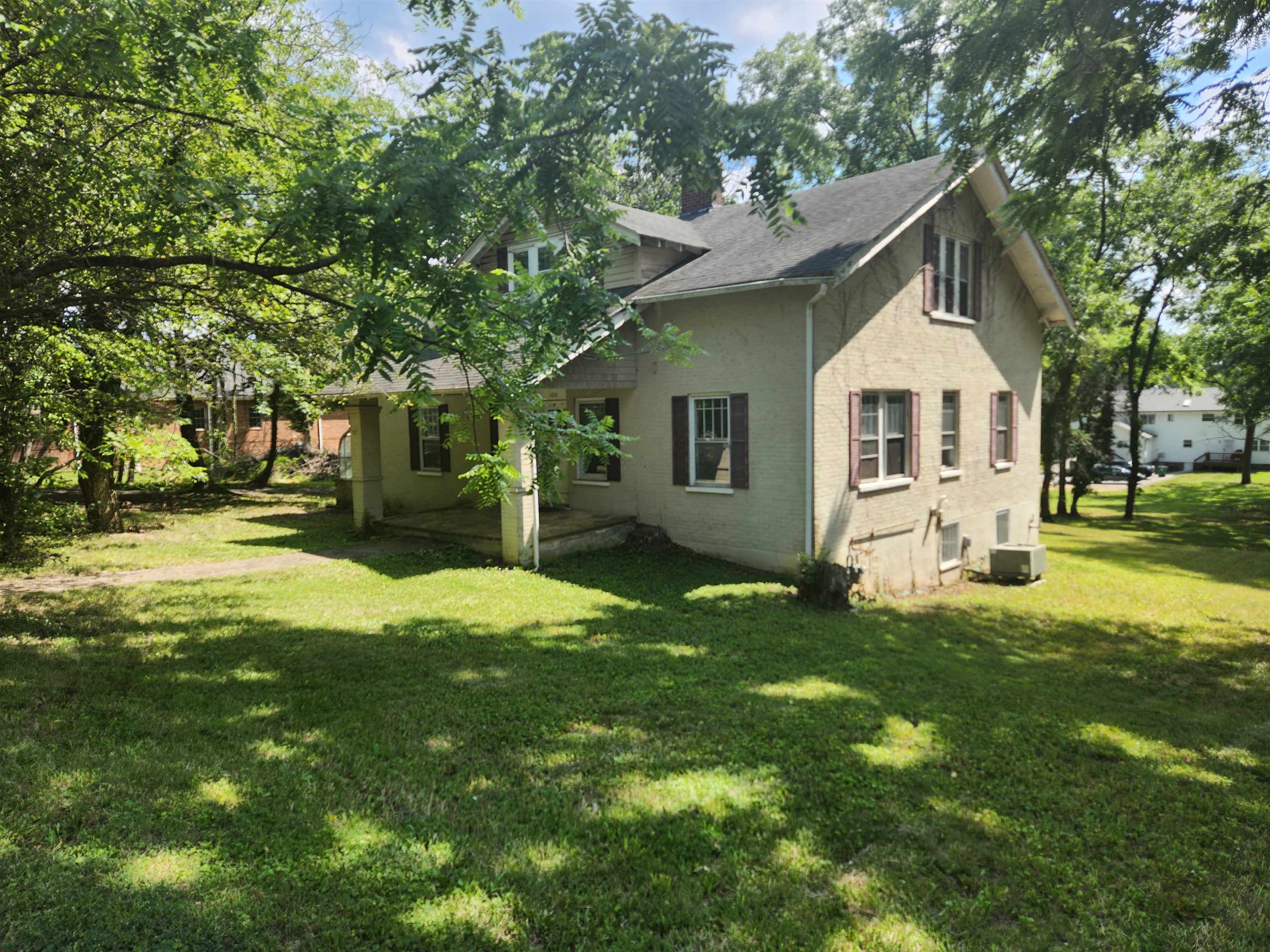 1010 S Main Street Blacksburg VA 24060