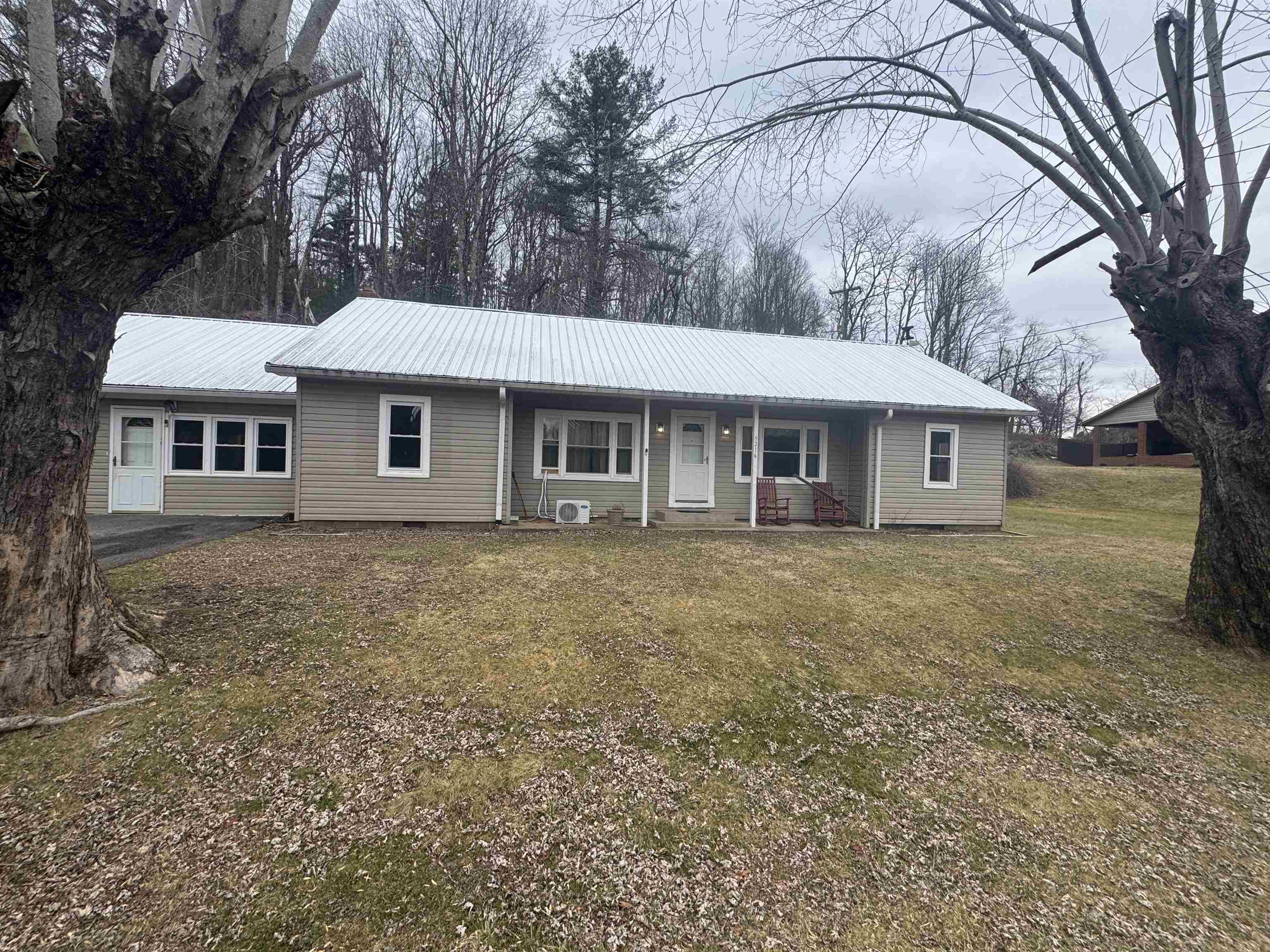 5216 Peaks Mountain Road Galax VA 24333