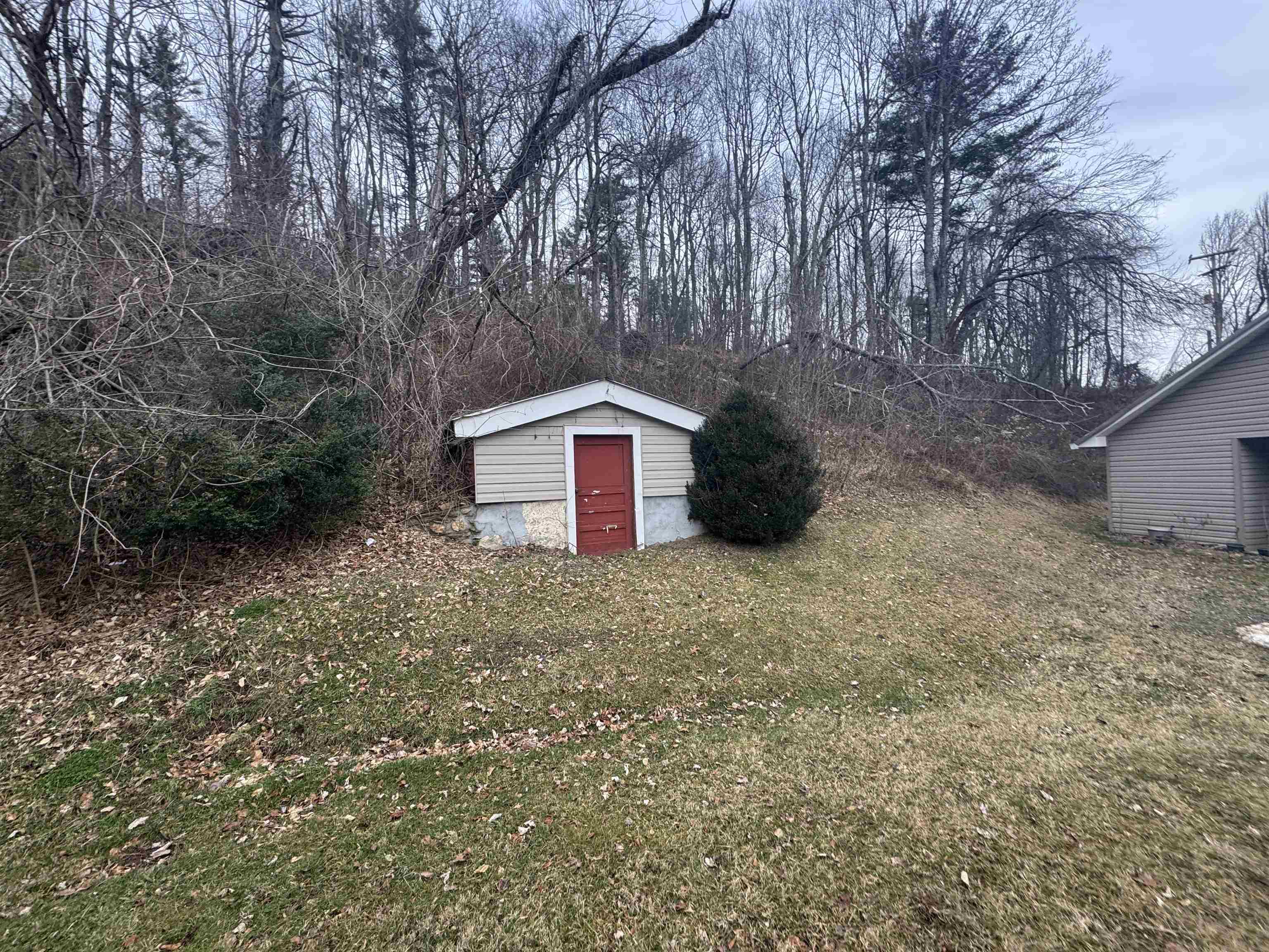 5216 Peaks Mountain Road Galax VA 24333