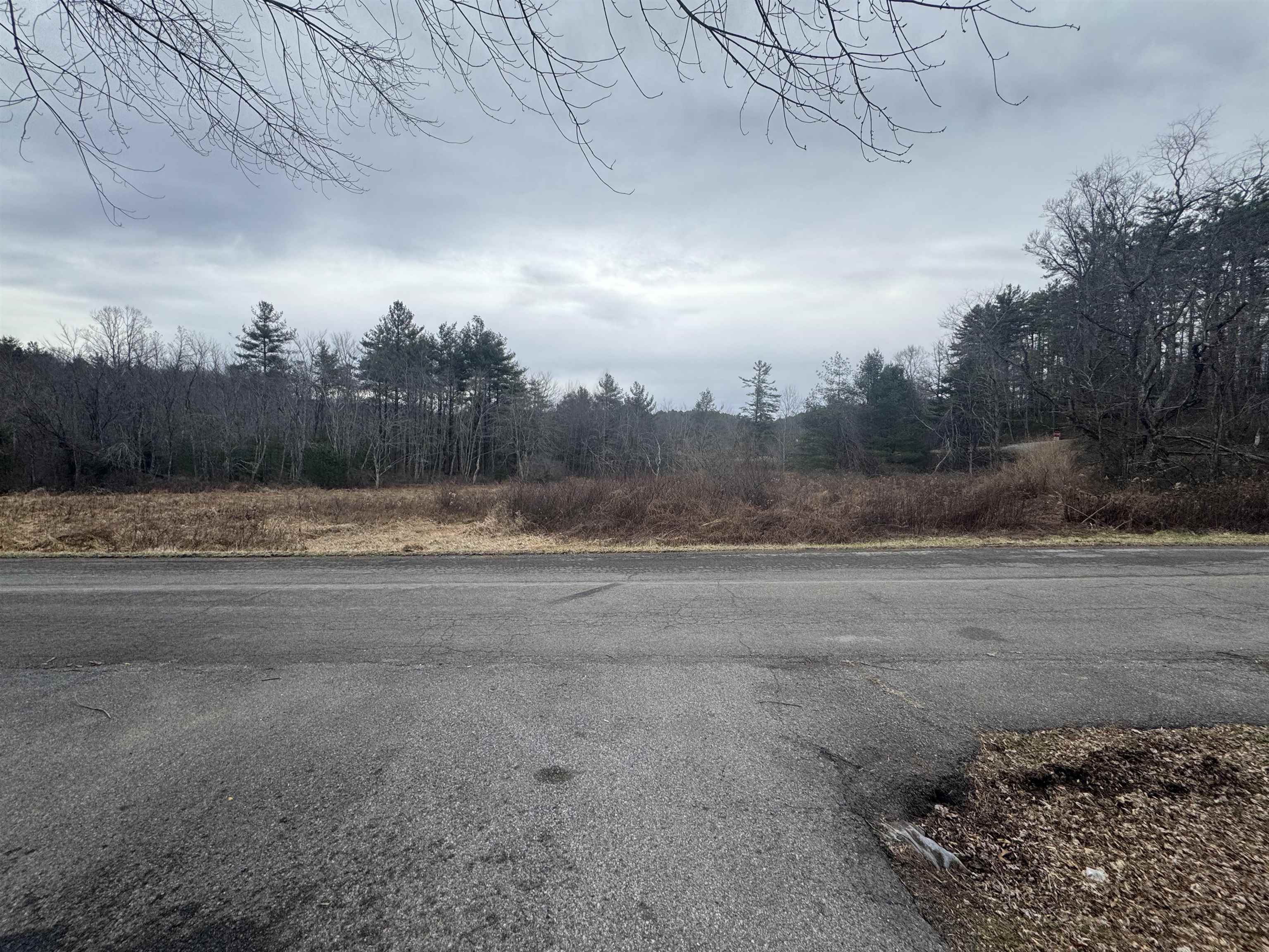 5216 Peaks Mountain Road Galax VA 24333